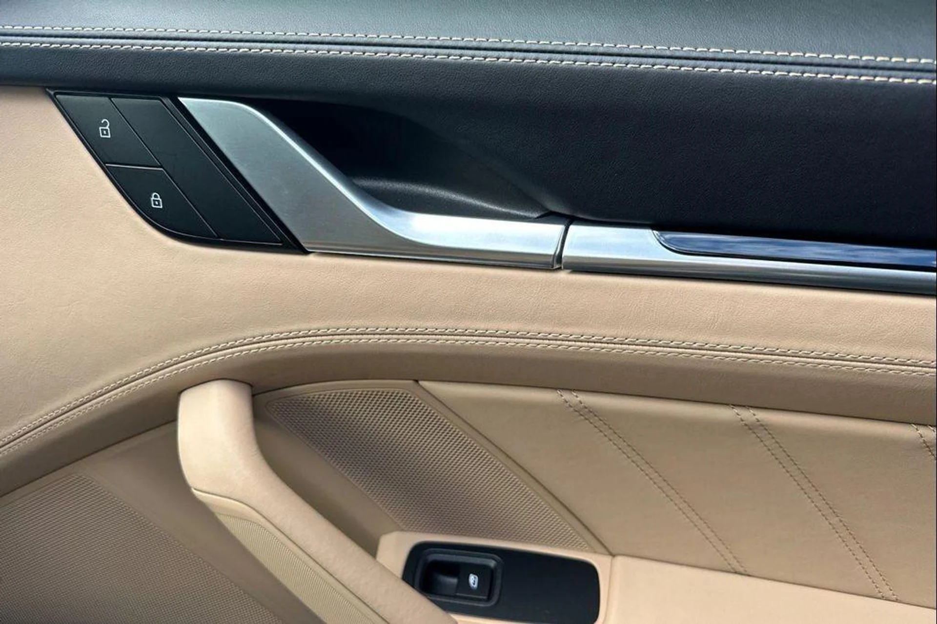 mph018_3298278185_Fw_Kk_N_Yq_Um_Ikp1sa_KJTHB_Yl7jzc4_e1944e23f3