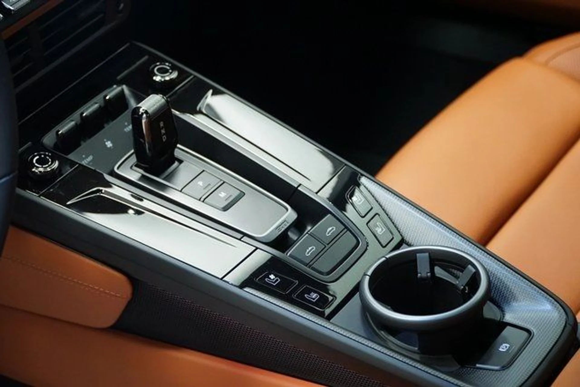 mph018_3298495489_213444f4846fdb23db7281c1b63adb62_5bca6fd789