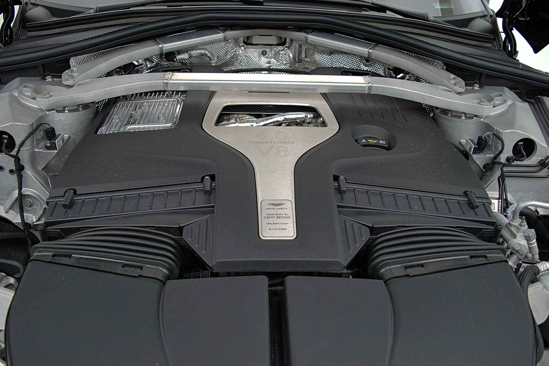 mph018_3299744297_Used_2023_Aston_Martin_DBX_707_20a87d0cac