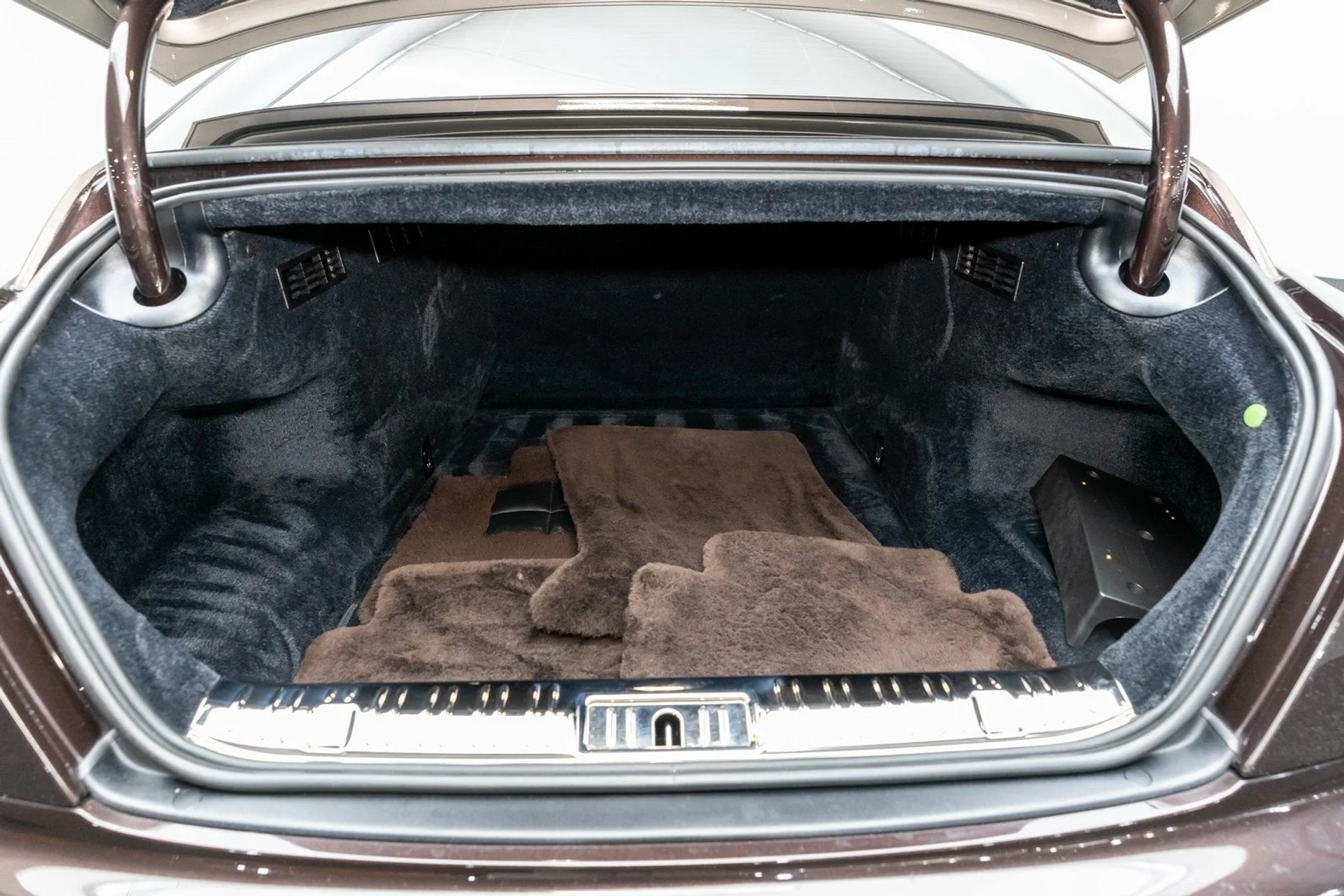 mph018_3300491169_19_0586cacf34