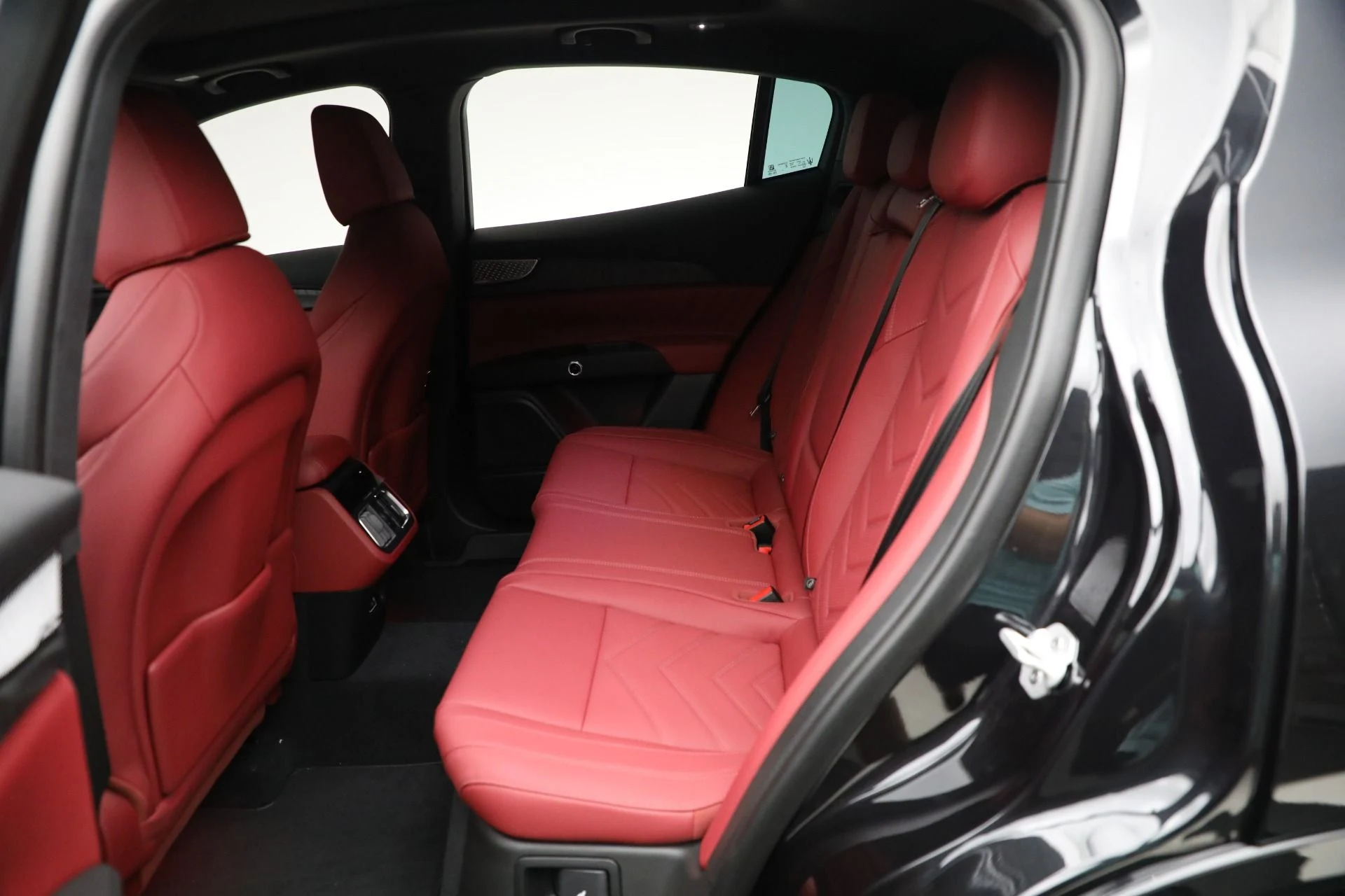 mph018_3308363088_New_2025_Maserati_Grecale_1c648b6501