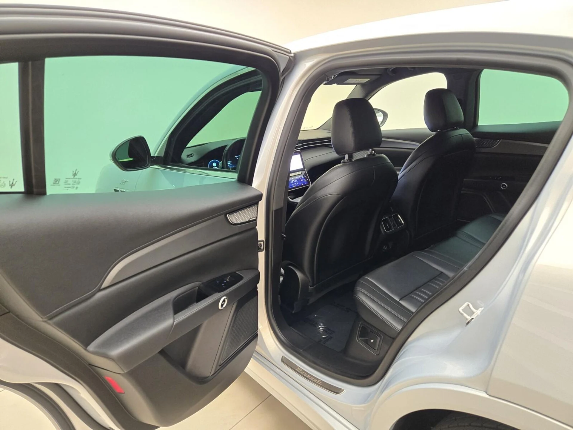 mph018_3309661511_Used_2024_Maserati_Grecale_GT_1765263740_b21ce33976