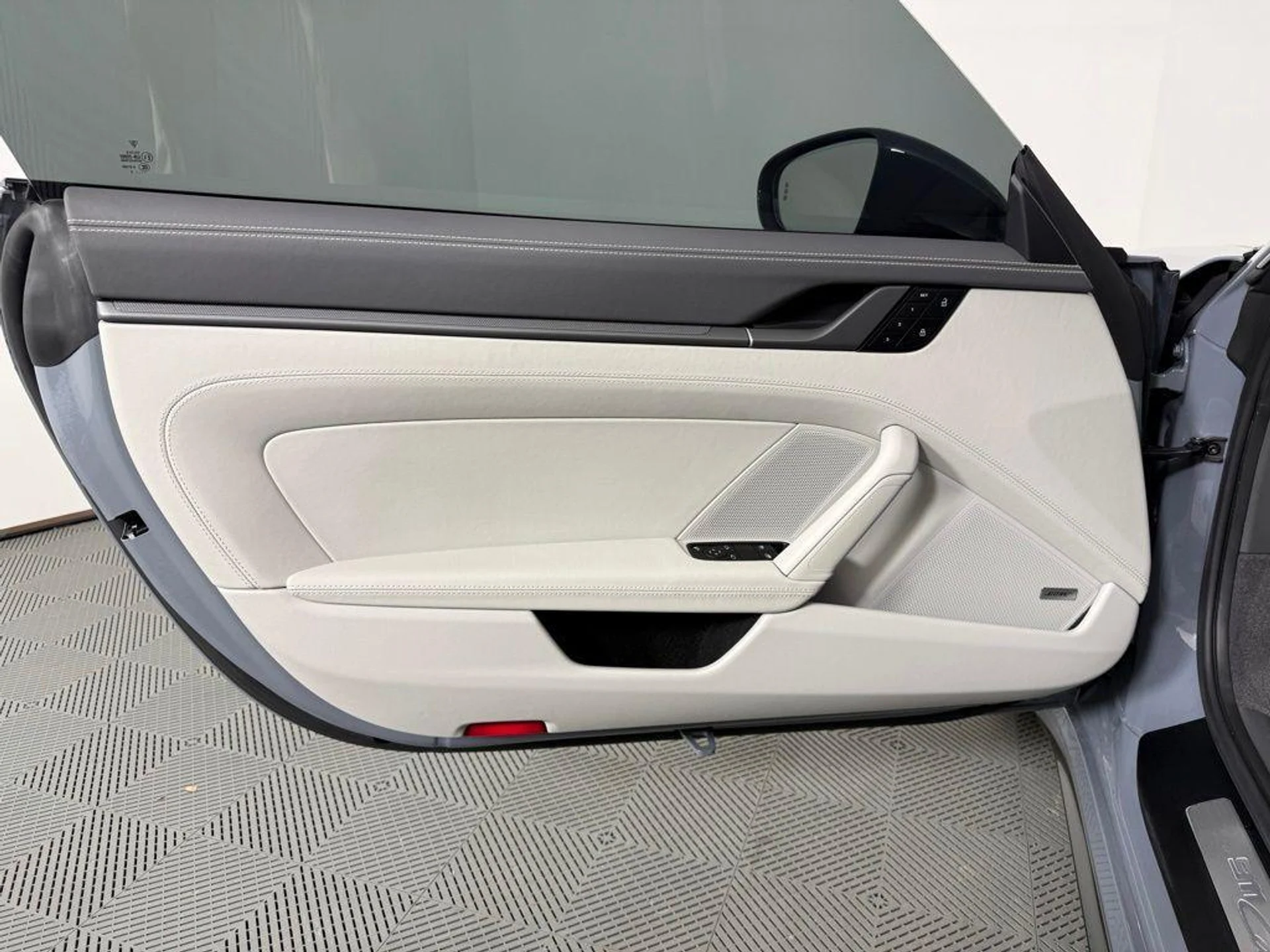 mph018_3313697725_qv_V_Za_K_Pisysyyk2_K3i_Dnxk_N_Dw_Y_4ccbd2787e