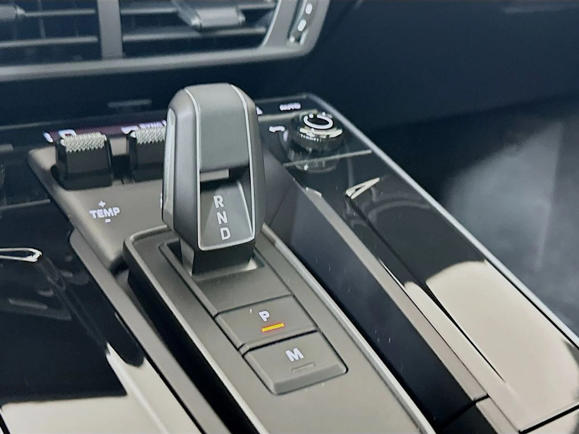 mph018_3314439540_b05d8d040df1a3399450f1855acee941x_910768caa6