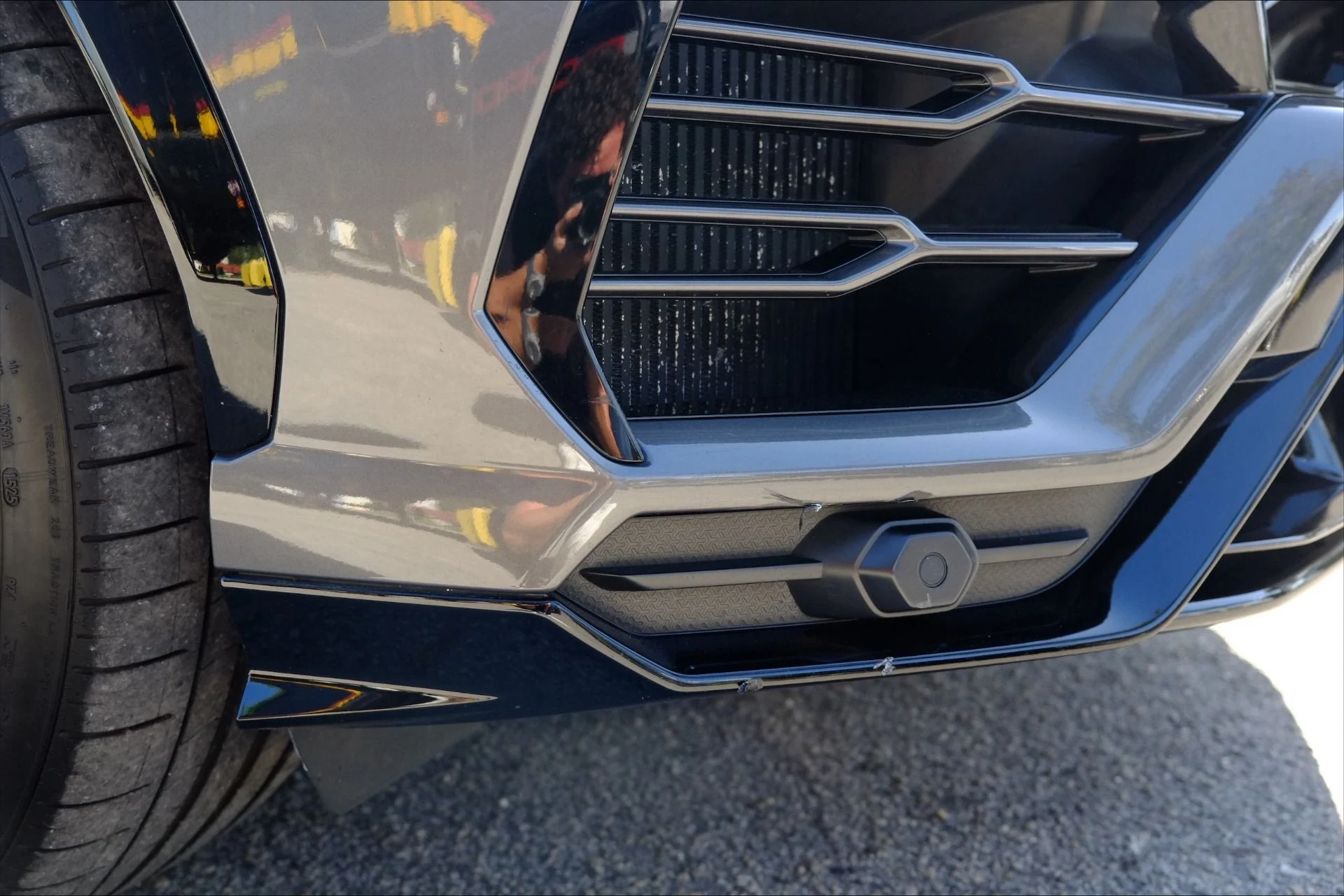 mph018_3314953896_Used_2021_Lamborghini_Urus_1776122299_8303caa6a5