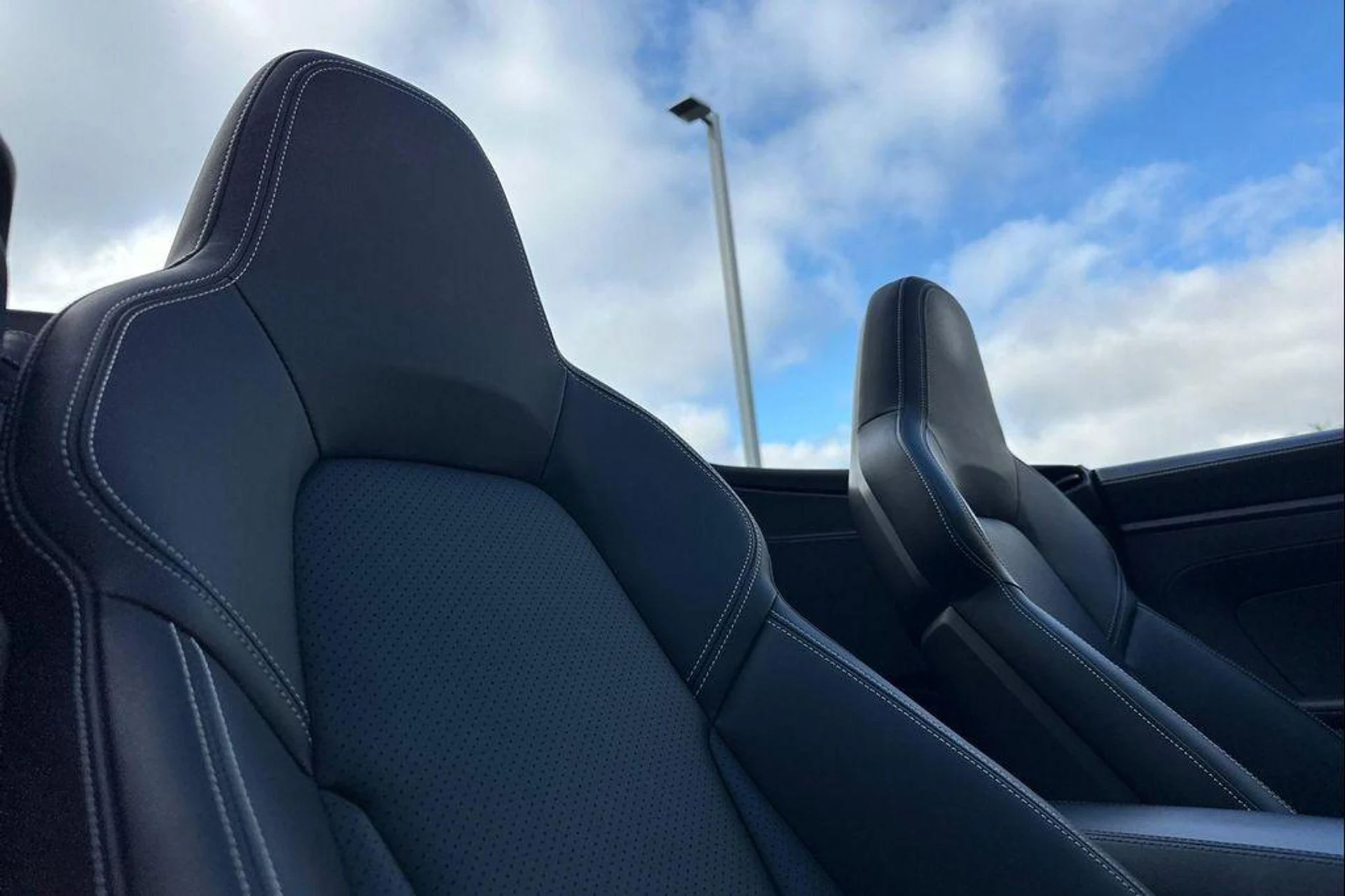 mph018_3317767494_Fzw1oa_Xg0_H8w_A_Fmpa_Ug_G77_EH_Ru_I_c544b267df