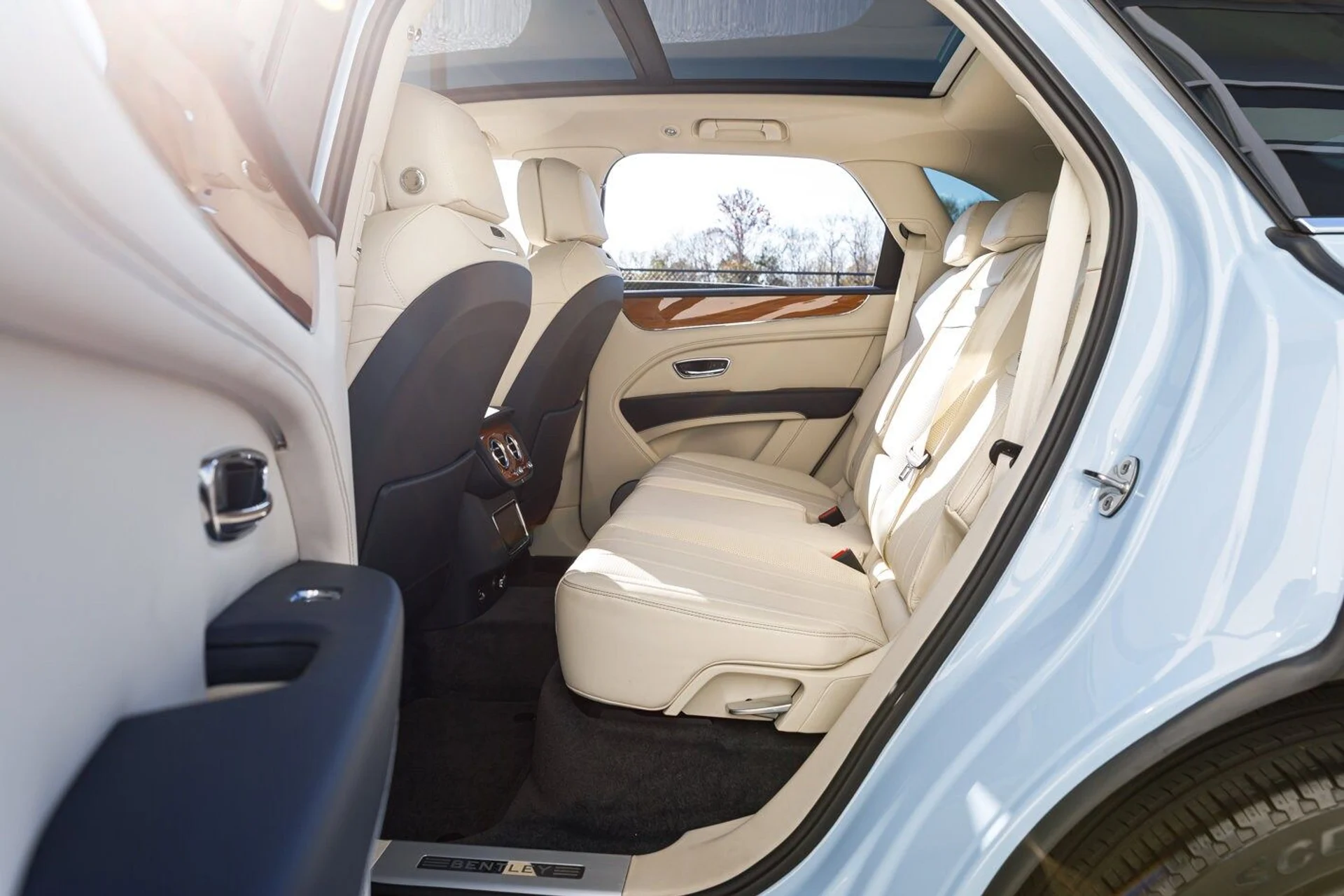 mph018_3317992843_5de5af4be64468a96e4730b7720076b7x_876ff173f9