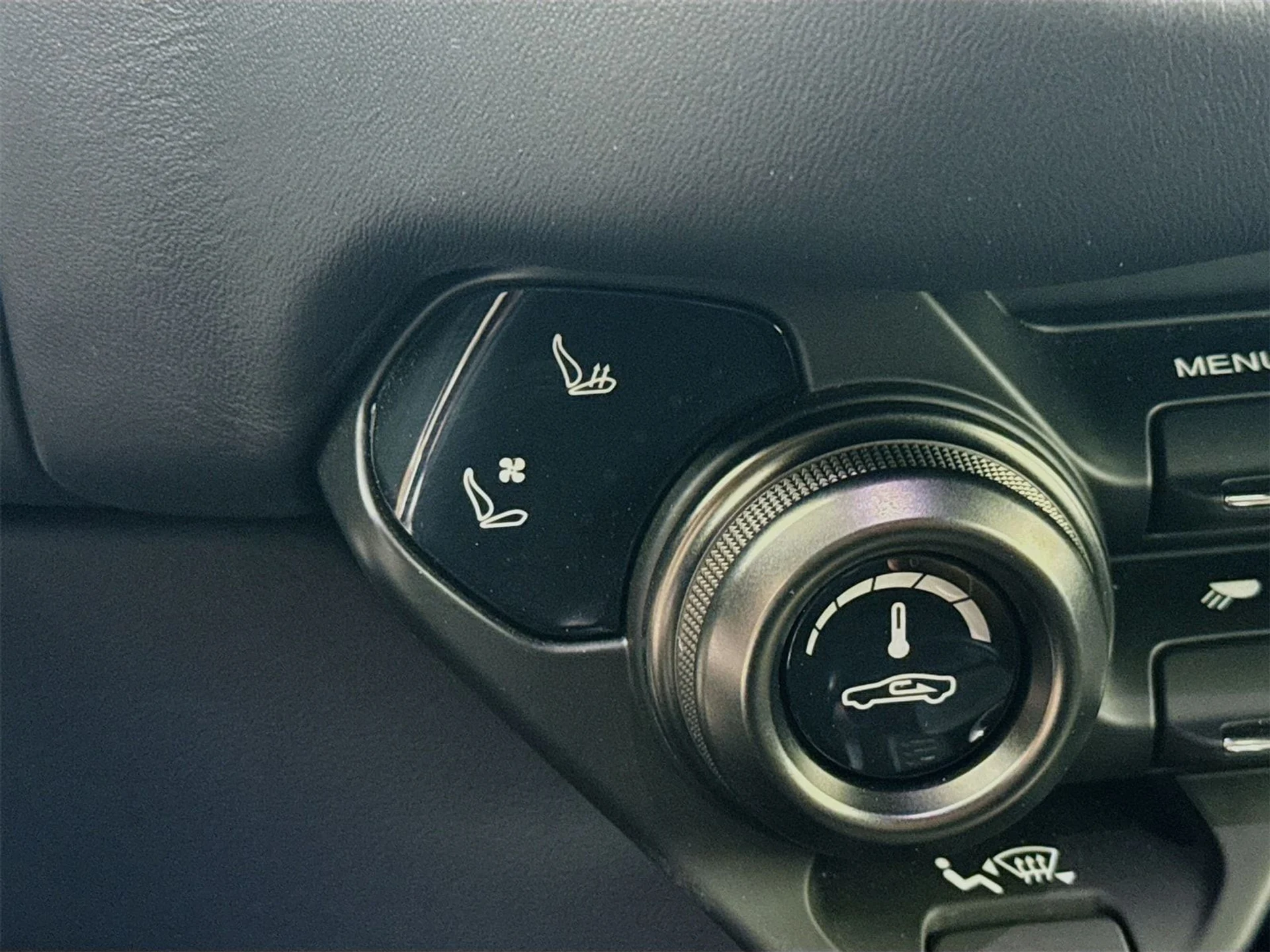 mph018_3318471613_1802c21ac8331498036227aac7240568x_c586370c9b