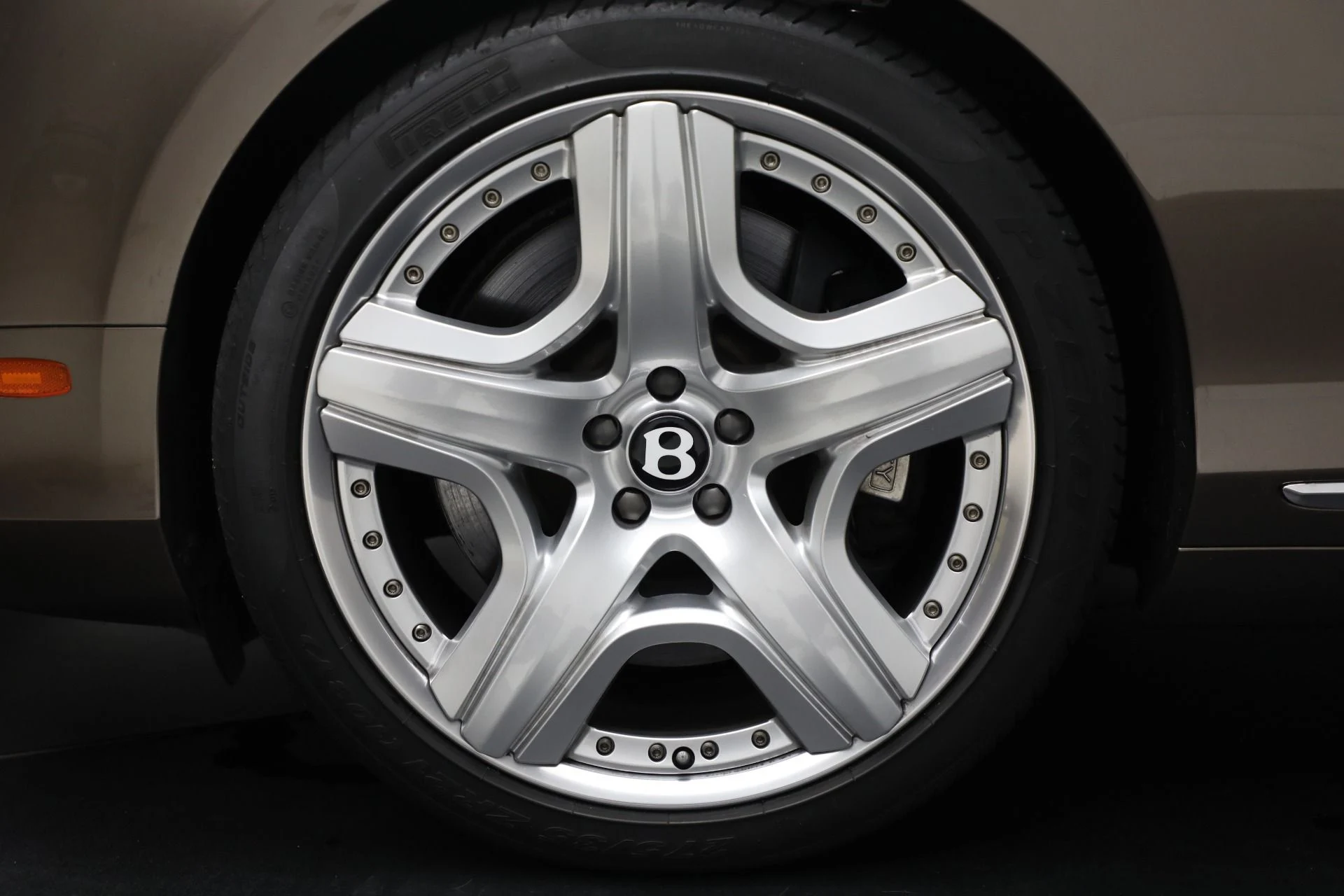 mph018_3320006362_Used_2015_Bentley_Continental_GT_1761073605_50ca2251d4