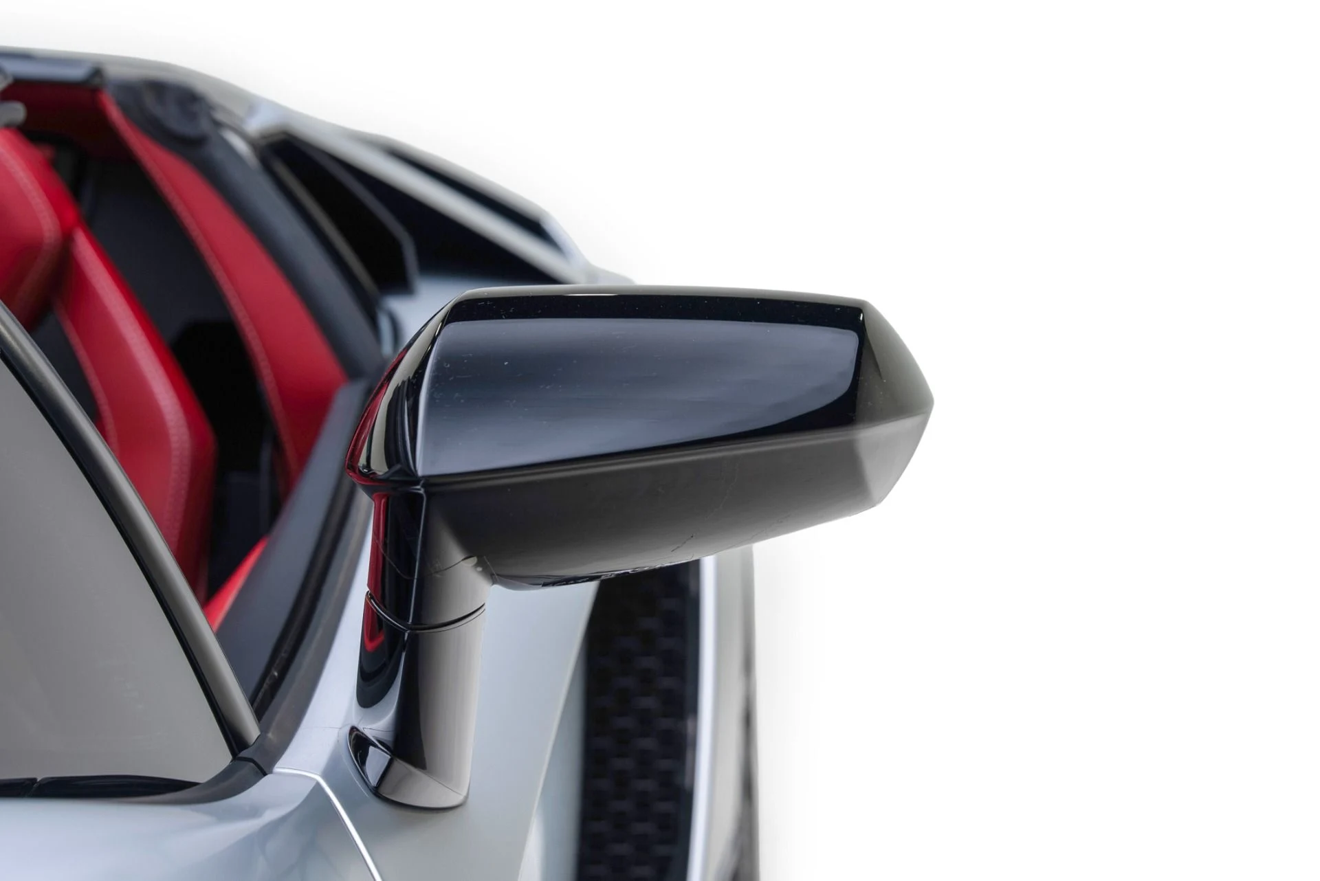 mph018_3320007834_Used_2018_Lamborghini_Aventador_Roadster_LP_740_4_S_1779296904_a46b9856d9