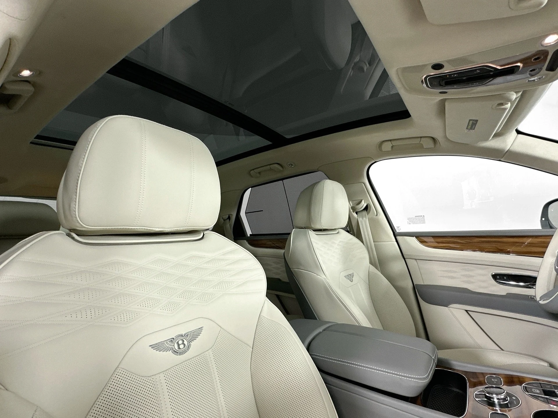 mph018_3323849579_19_aee32f40ed