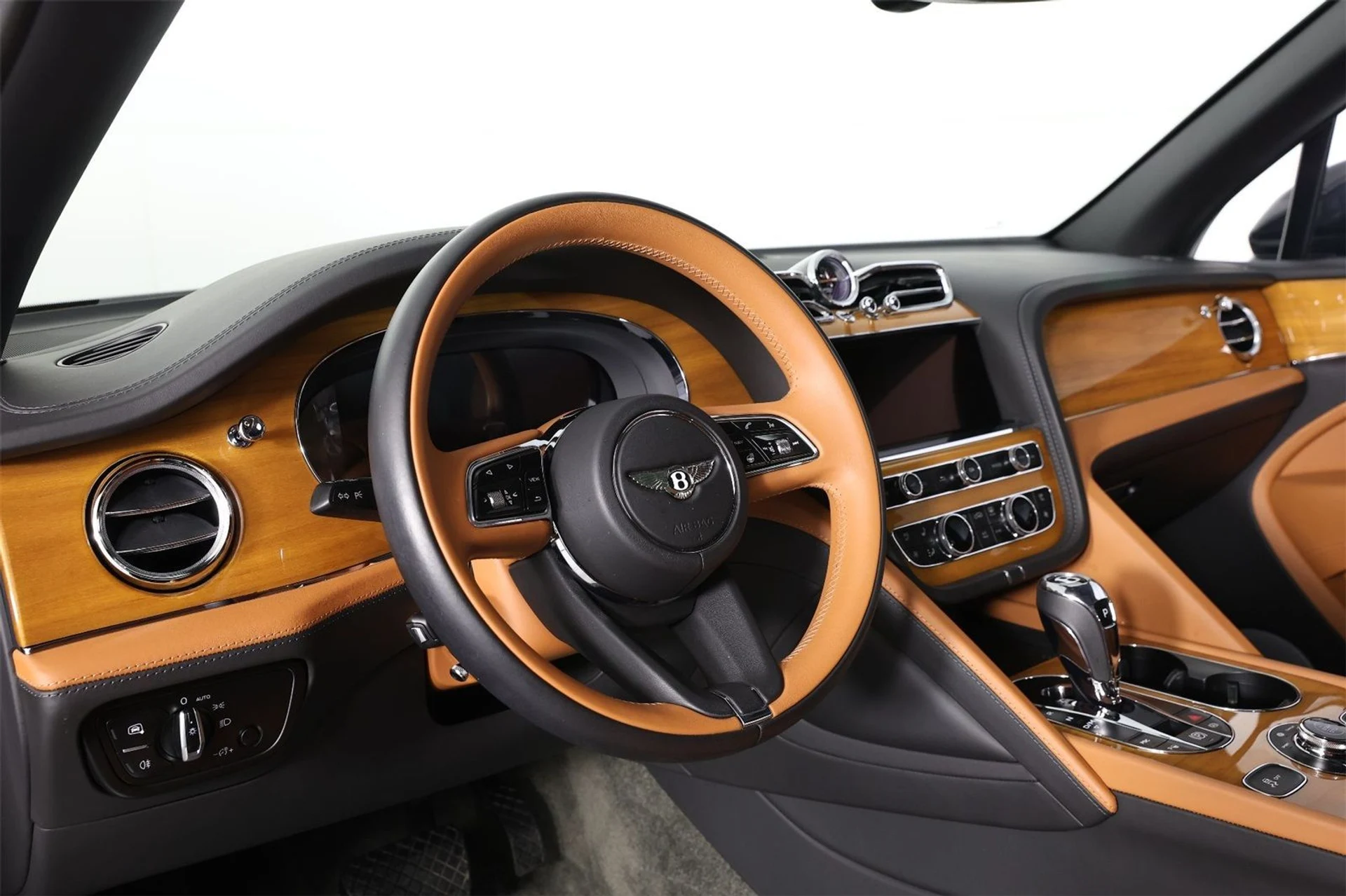 mph018_3324520100_976b2b7567fb35401bea8e0d55f77425_0c9032e97b