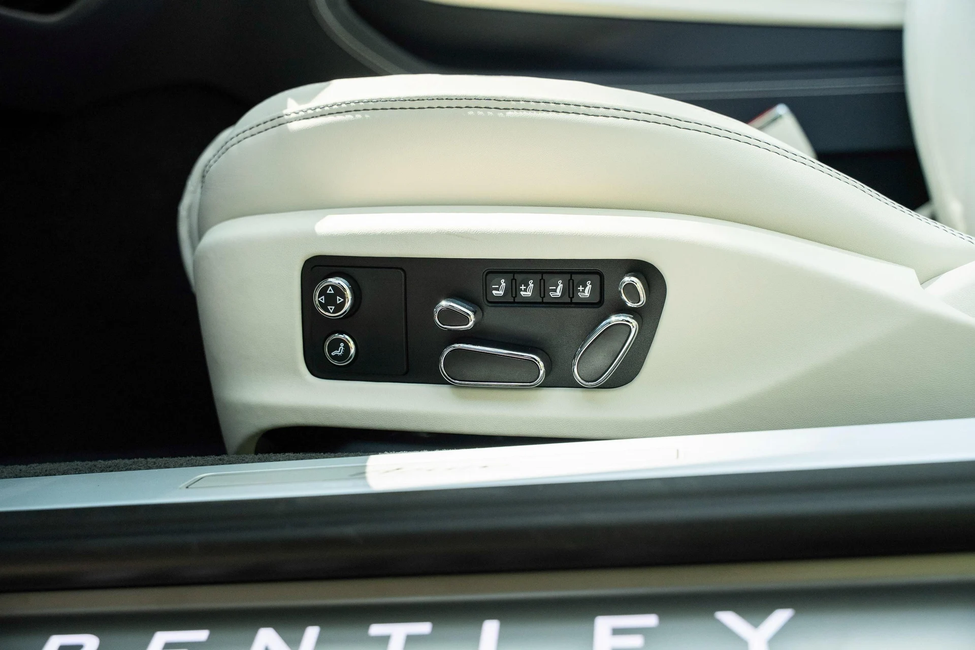 mph018_3326686236_451284869_695f545d9054447ae61080a8_f6b57a7352