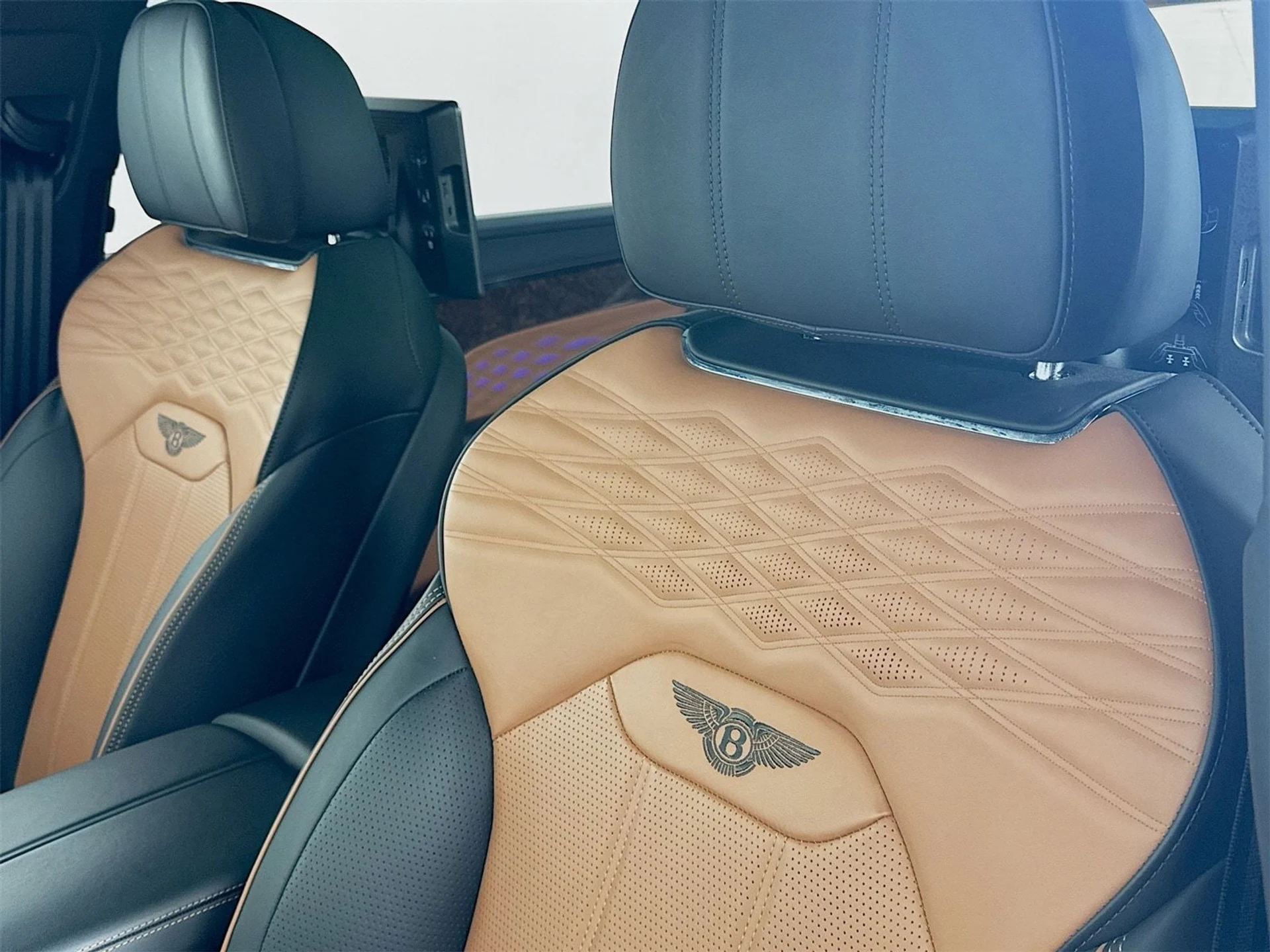 mph018_332780584_0a9371e9117302085536975e4dc83ef4x_734418911e