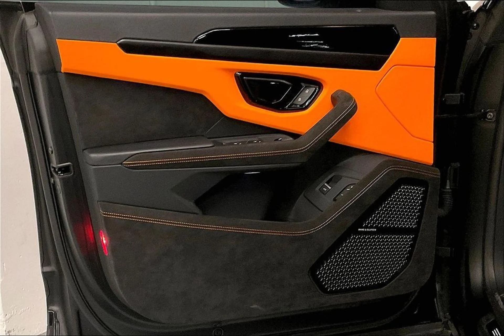 mph018_3332822500_f1535a5e2fa0fdade30f57d0f7c05d0ax_c7d387cb47