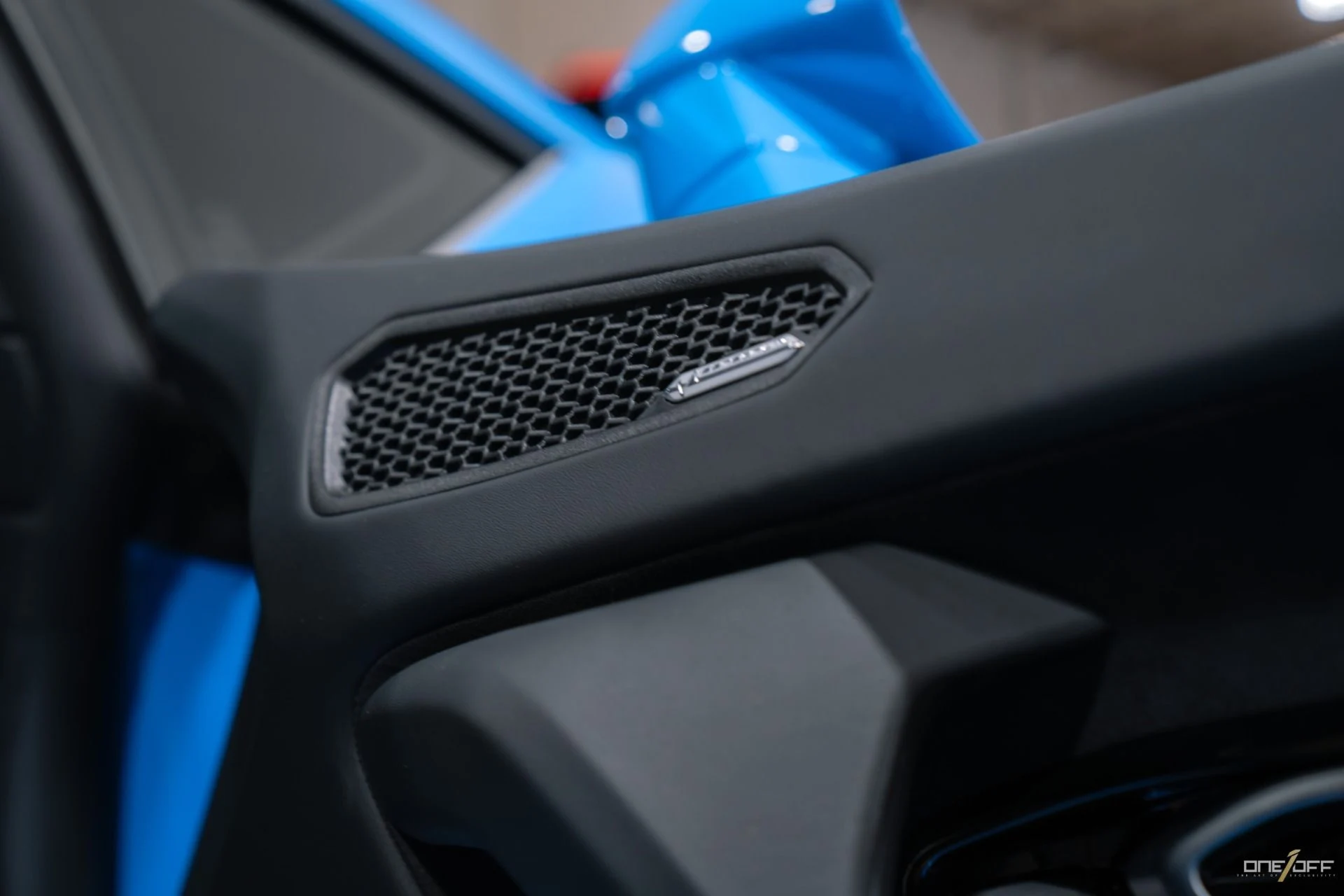 mph018_3333902777_Used_2021_Lamborghini_Huracan_EVO_Ad_Personam_Blu_Le_Mans_1768950481_e023a2bf87