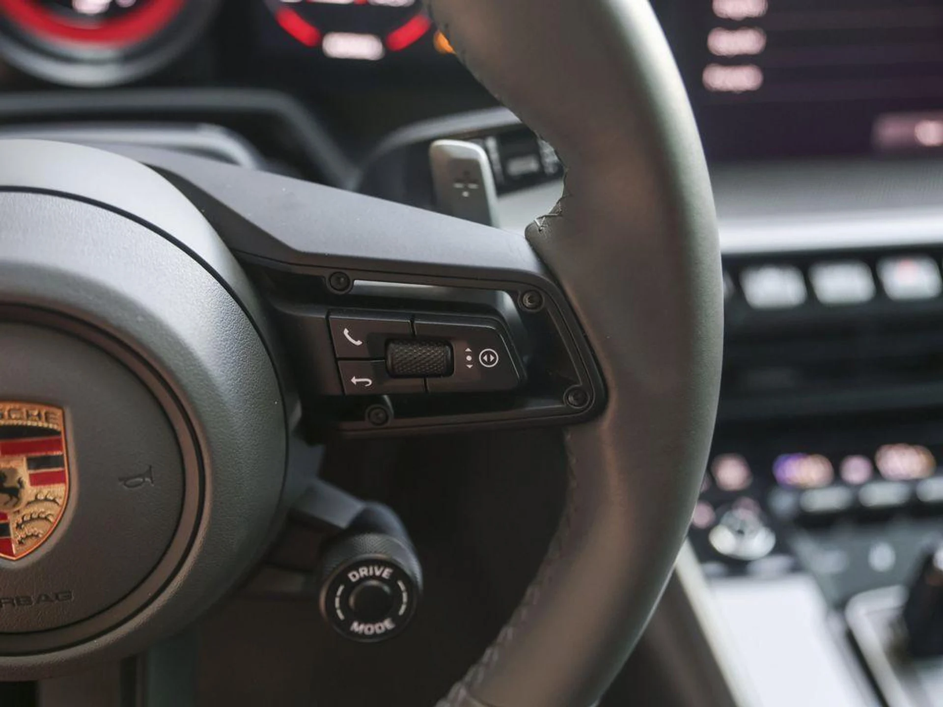 mph018_3338172844_1n2_S_Rt_Vw_WKX_4_Q_Jh5_Ml_RE_2_Vlc_W4_Q_f98639fd8d