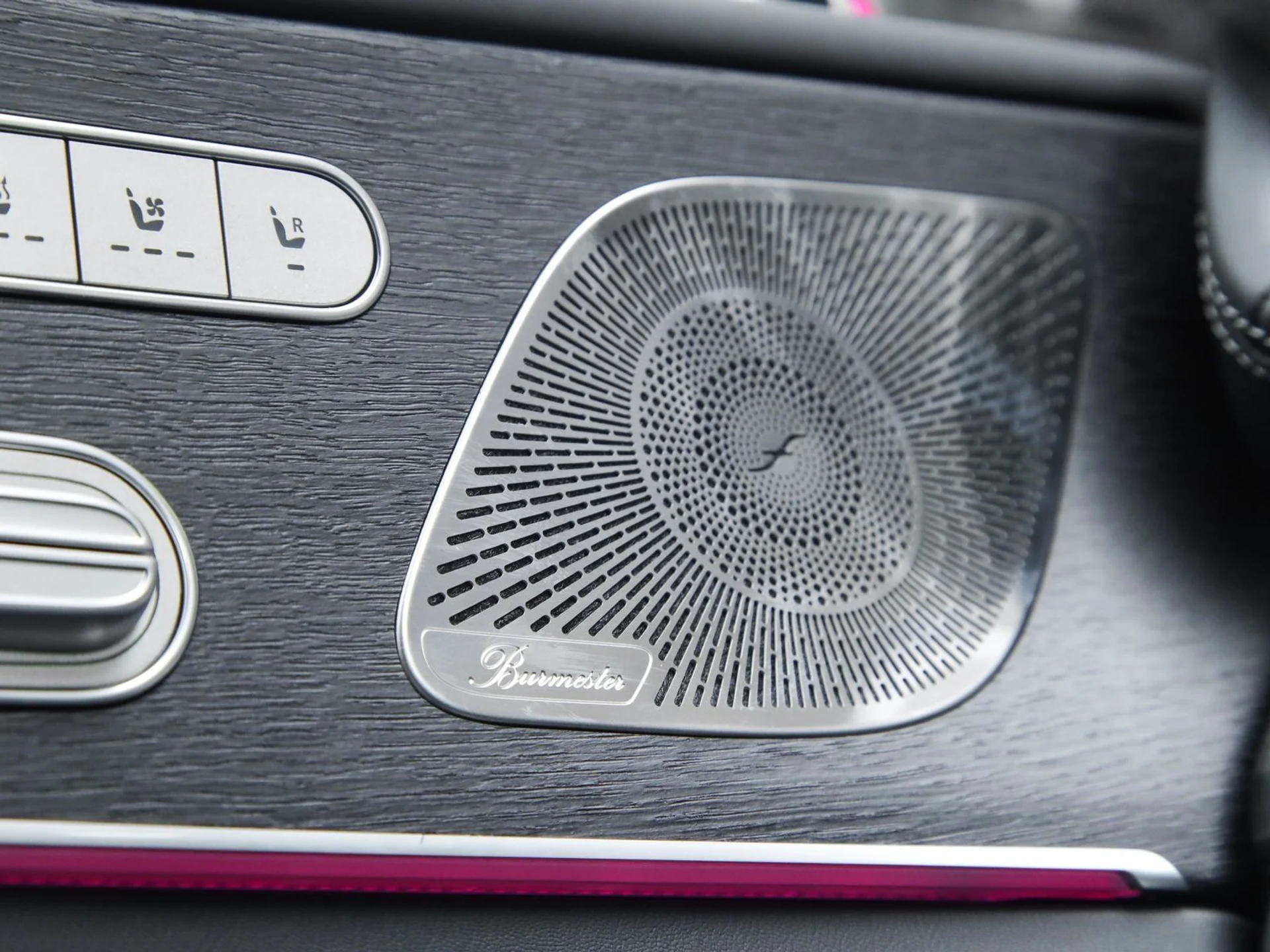 mph018_3339054332_19_e01a321faa