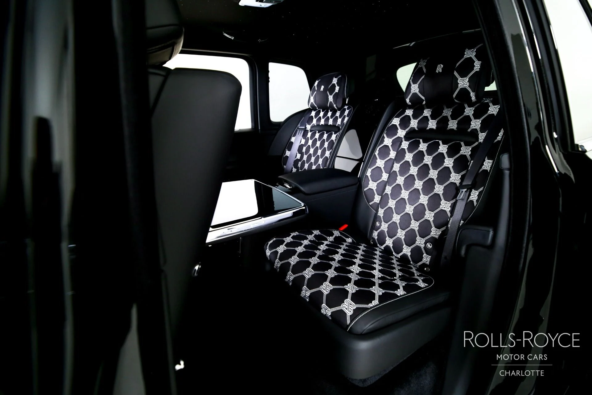 mph018_3341049178_Used_2026_Rolls_Royce_Cullinan_1765392948_c03a7d1907