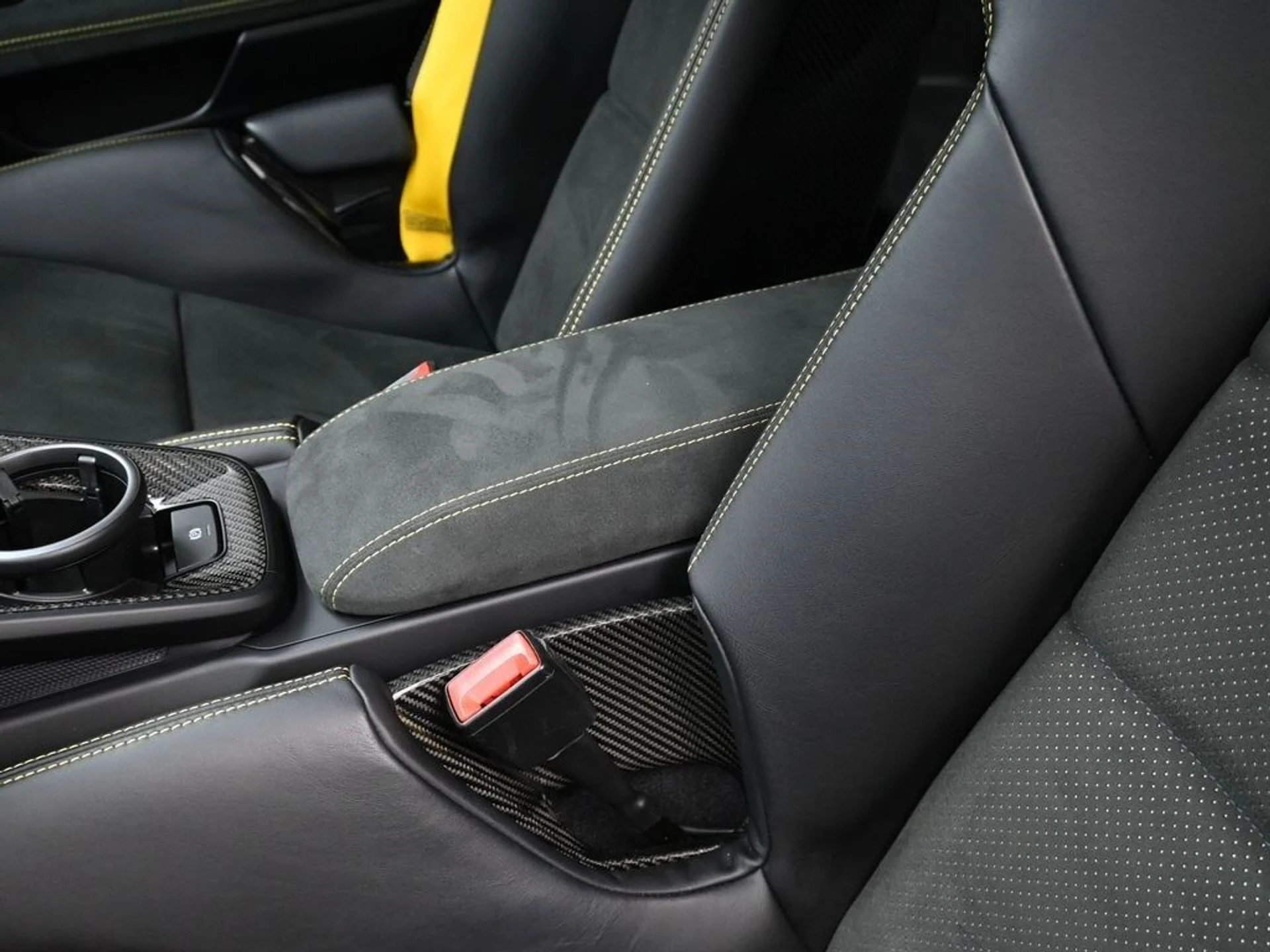 mph018_3344403562_502fa5a6ec577b9236390f8f9194db3bx_fed1d18f04