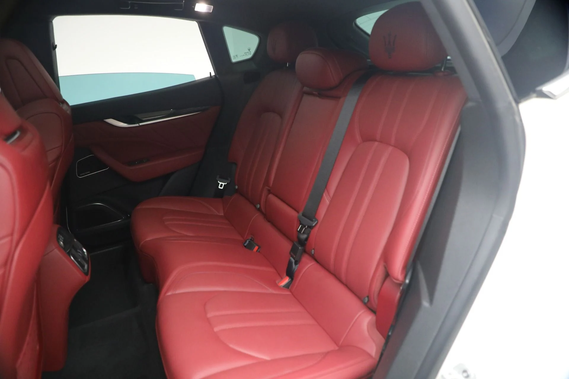 mph018_3348162554_Used_2023_Maserati_Levante_GT_1781292715_e71320b24d