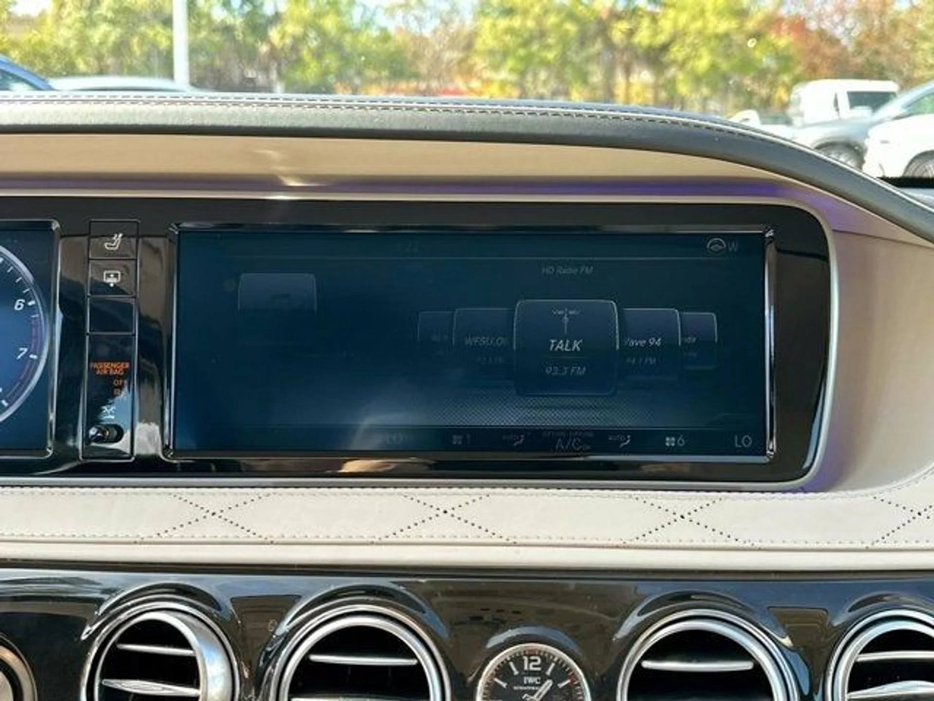 mph018_3359393887_19_8b4b1c4337