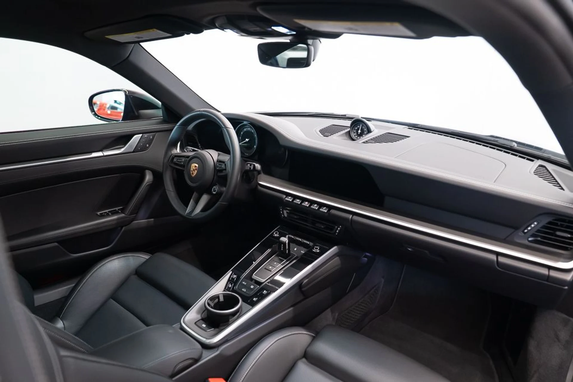 mph018_3366470002_porsche_911_2023_d092025e9c