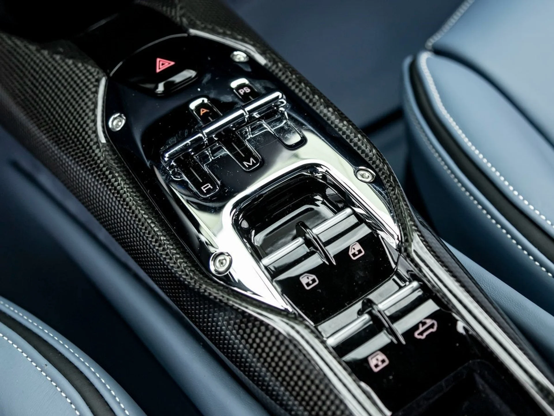 mph018_3368149887_19_7306b2b7f1