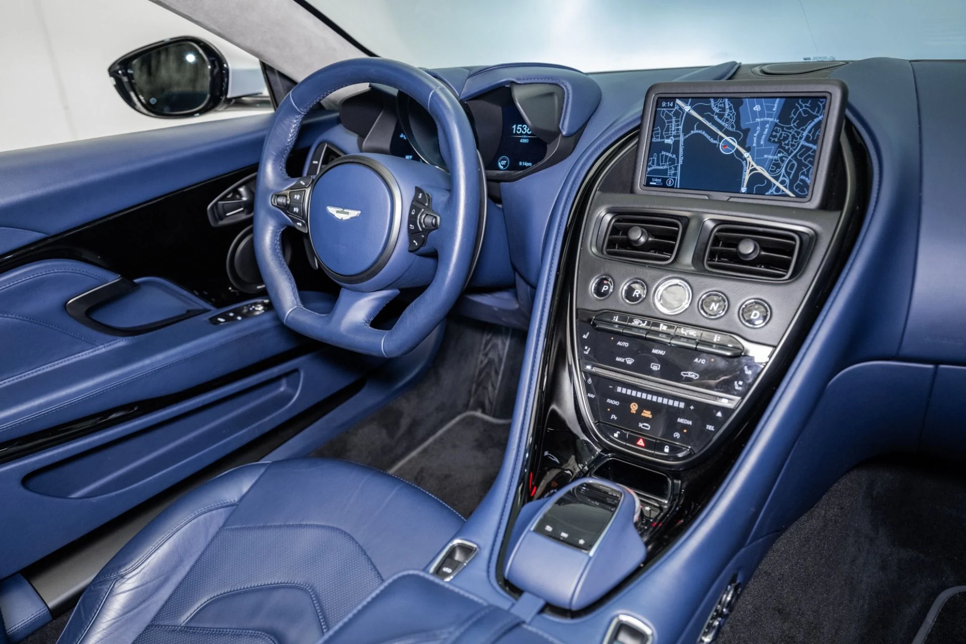 mph018_337009029_Used_2020_Aston_Martin_DBS_Superleggera_1754334854_96ccfea85f