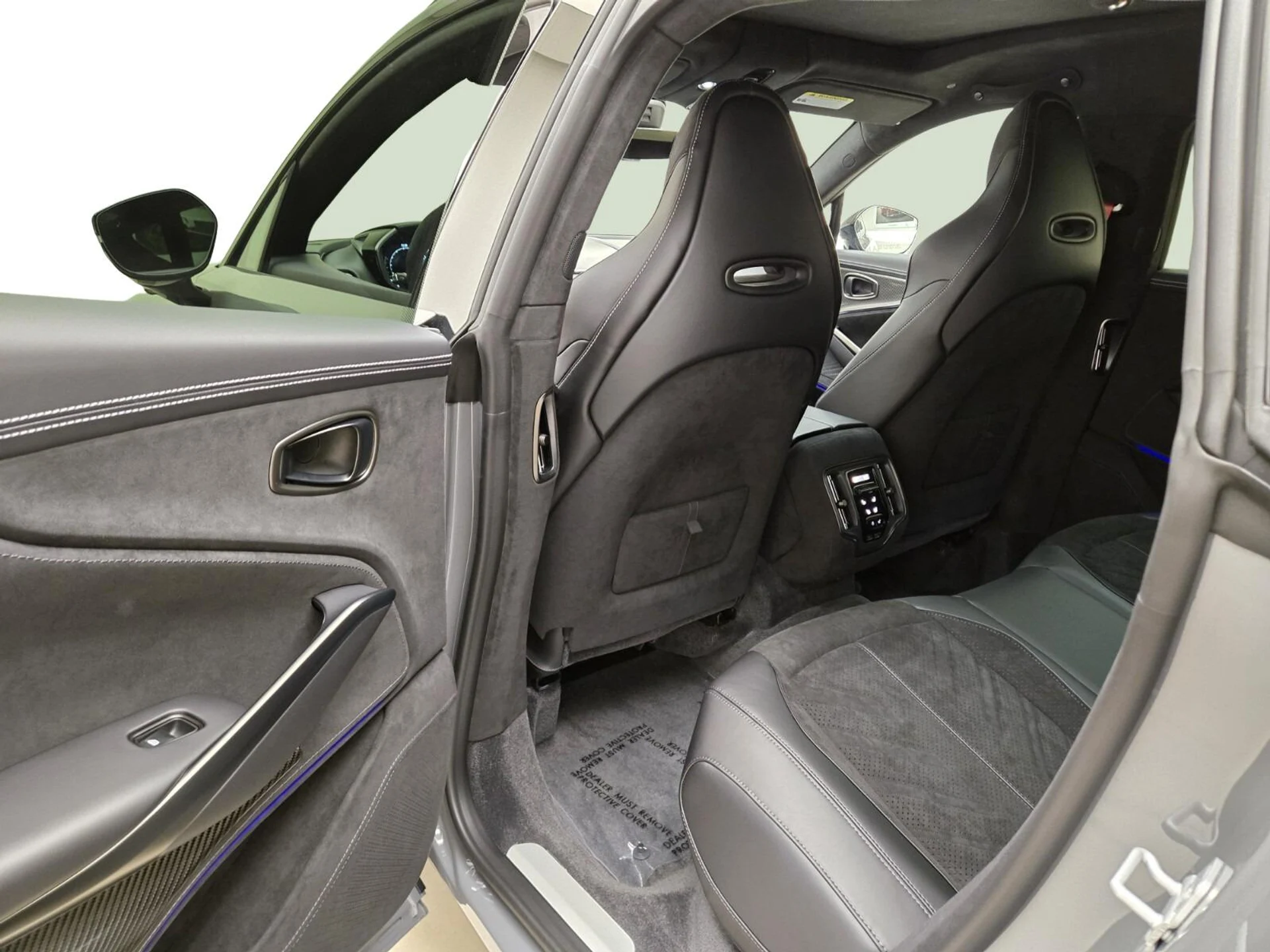 mph018_3373166862_New_2026_Aston_Martin_DBX_S_1776143665_b62086c25c