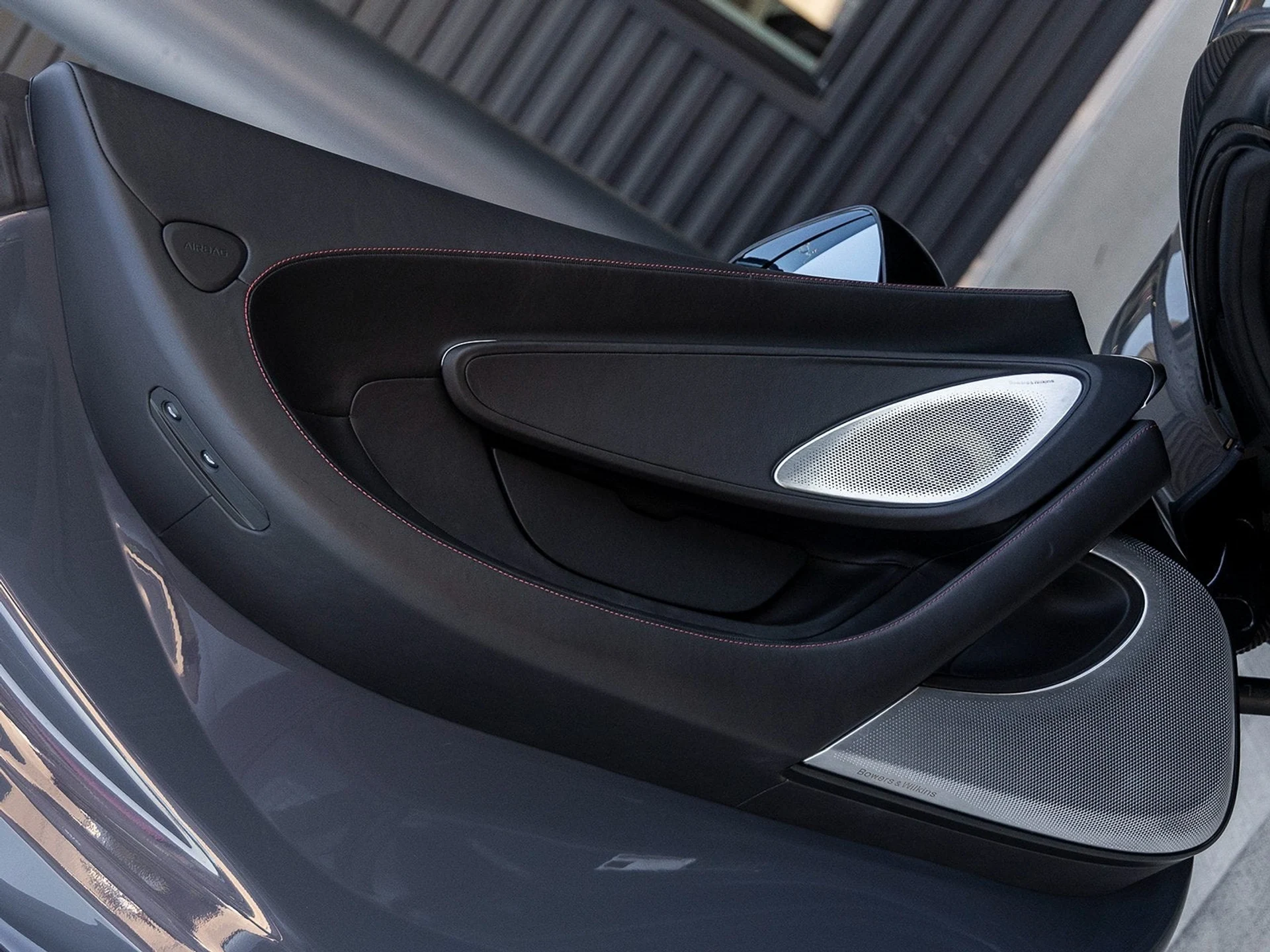 mph018_3378784765_19_f164f40068