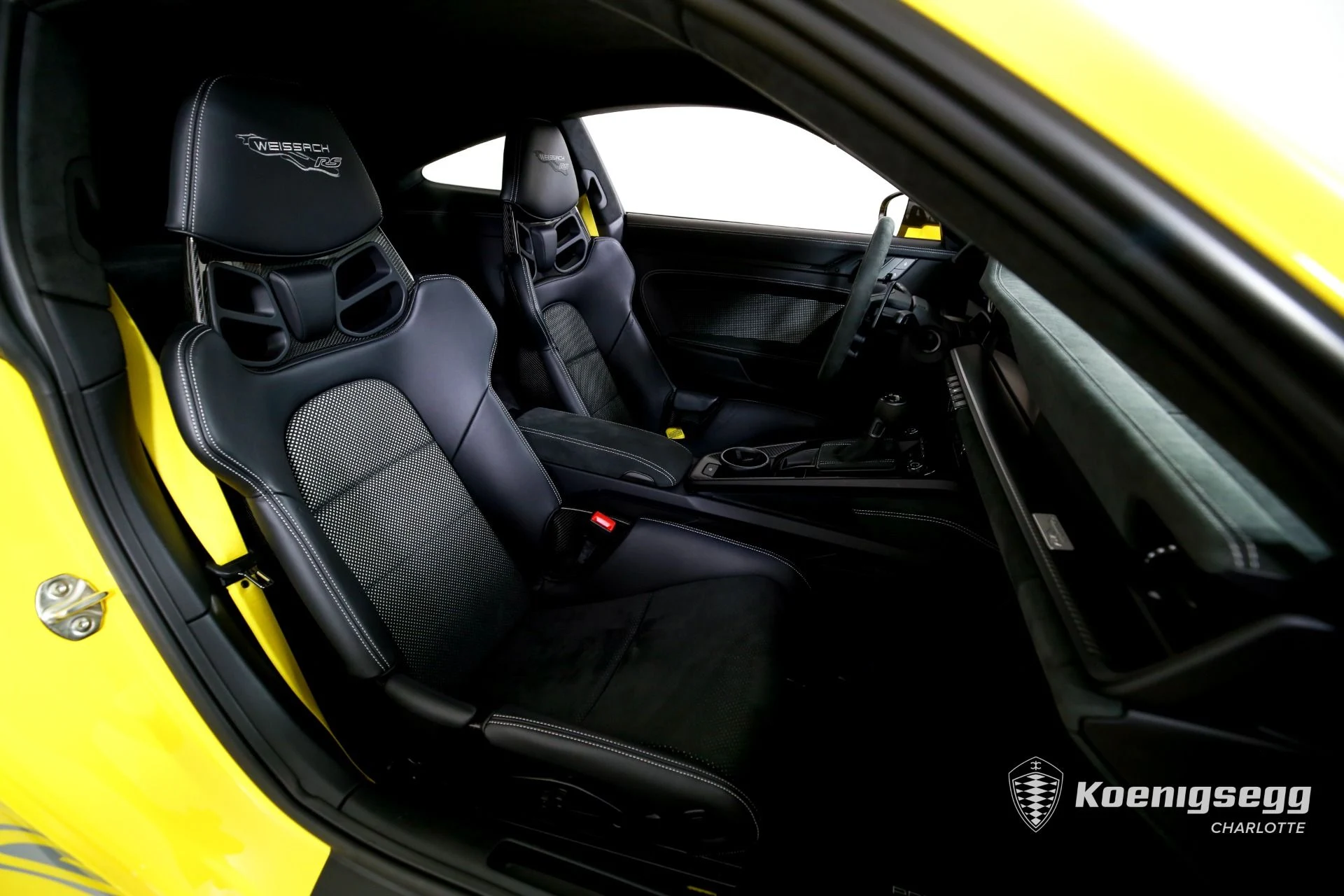 mph018_3382969516_Used_2024_Porsche_911_GT_3_RS_MANTHEY_1774641347_6695cc79f0