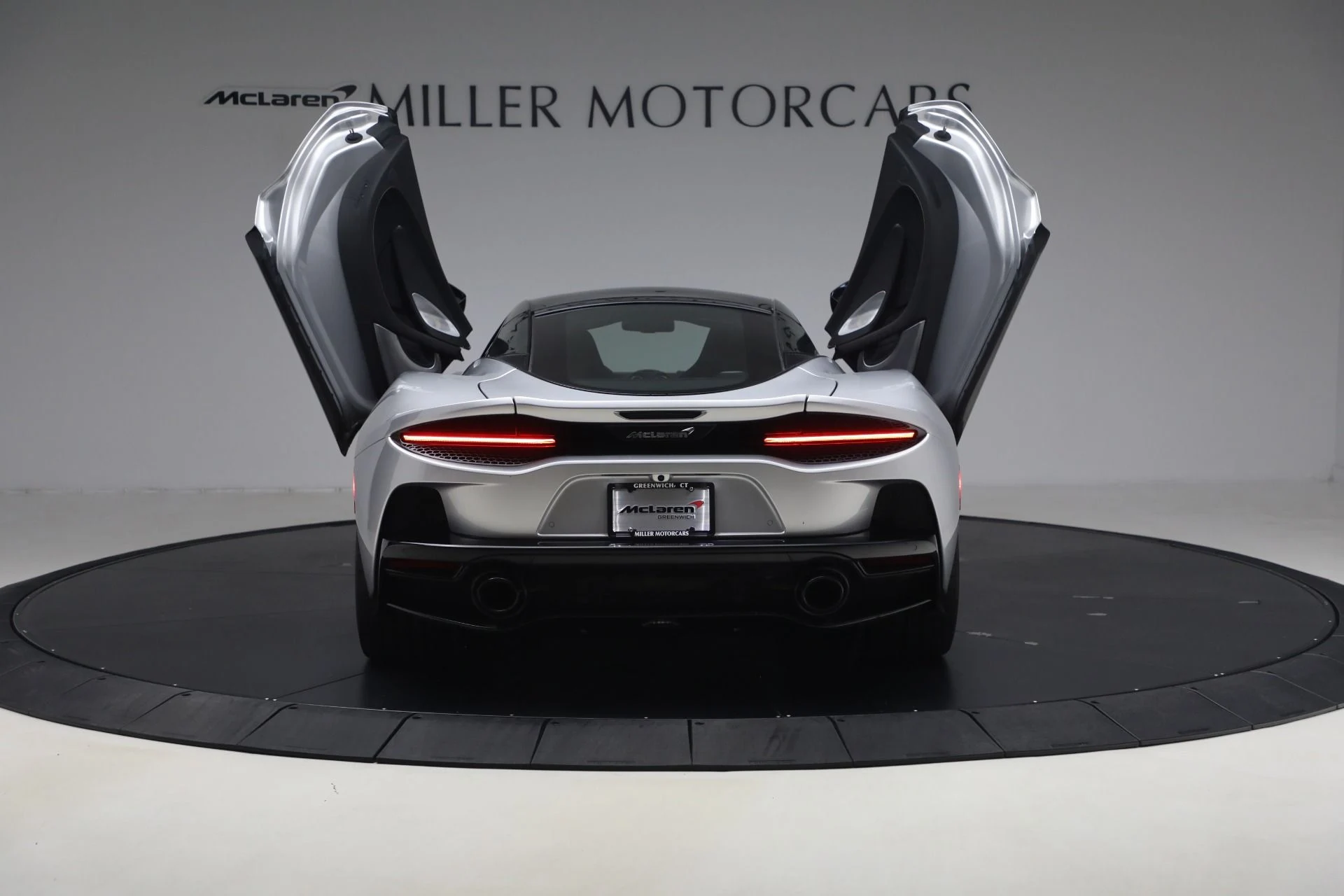 mph018_3383350635_Used_2023_Mc_Laren_GT_Luxe_8c84871afd