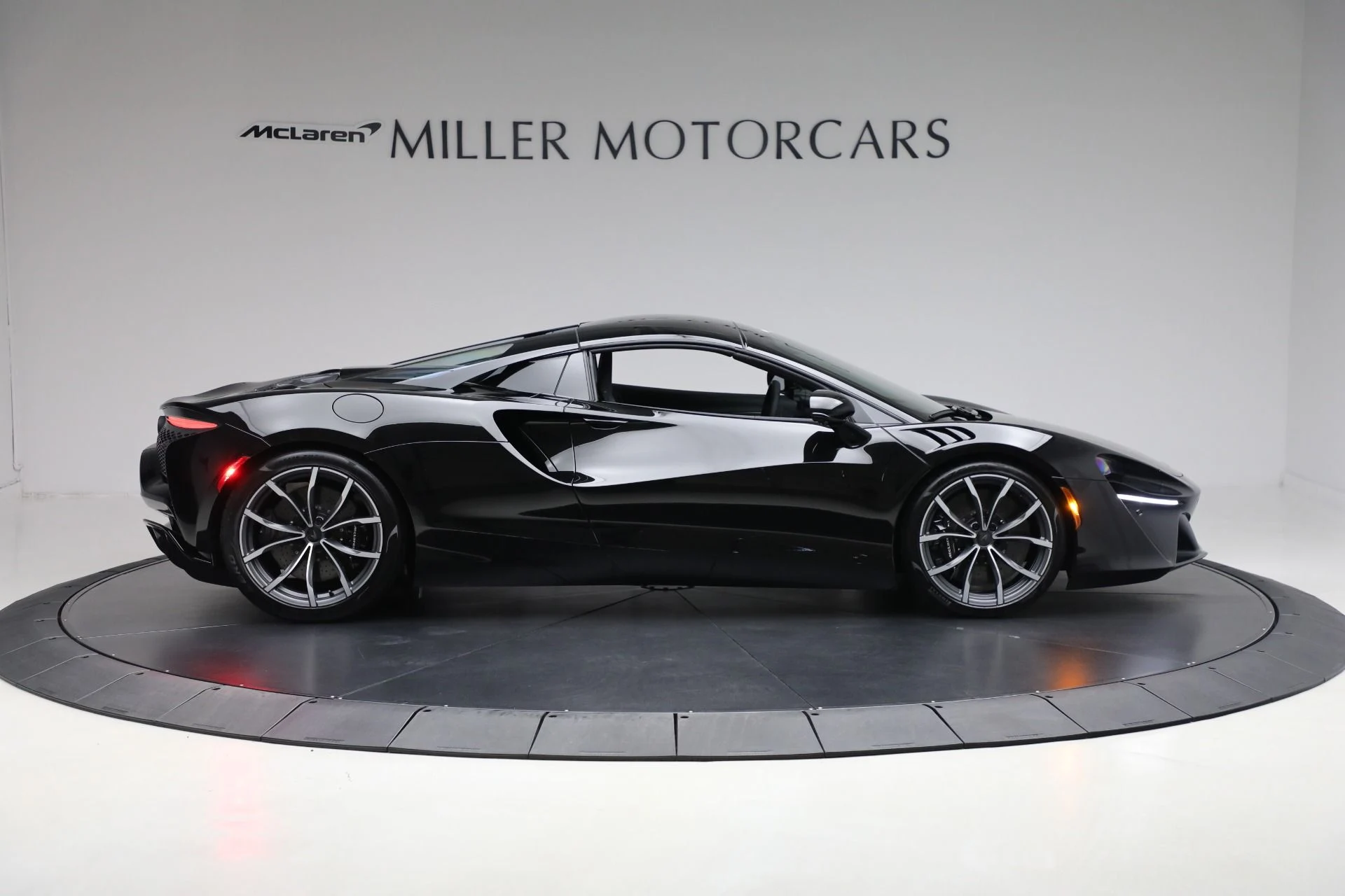 mph018_3385626938_New_2025_Mc_Laren_Artura_Spider_140b8c34ca