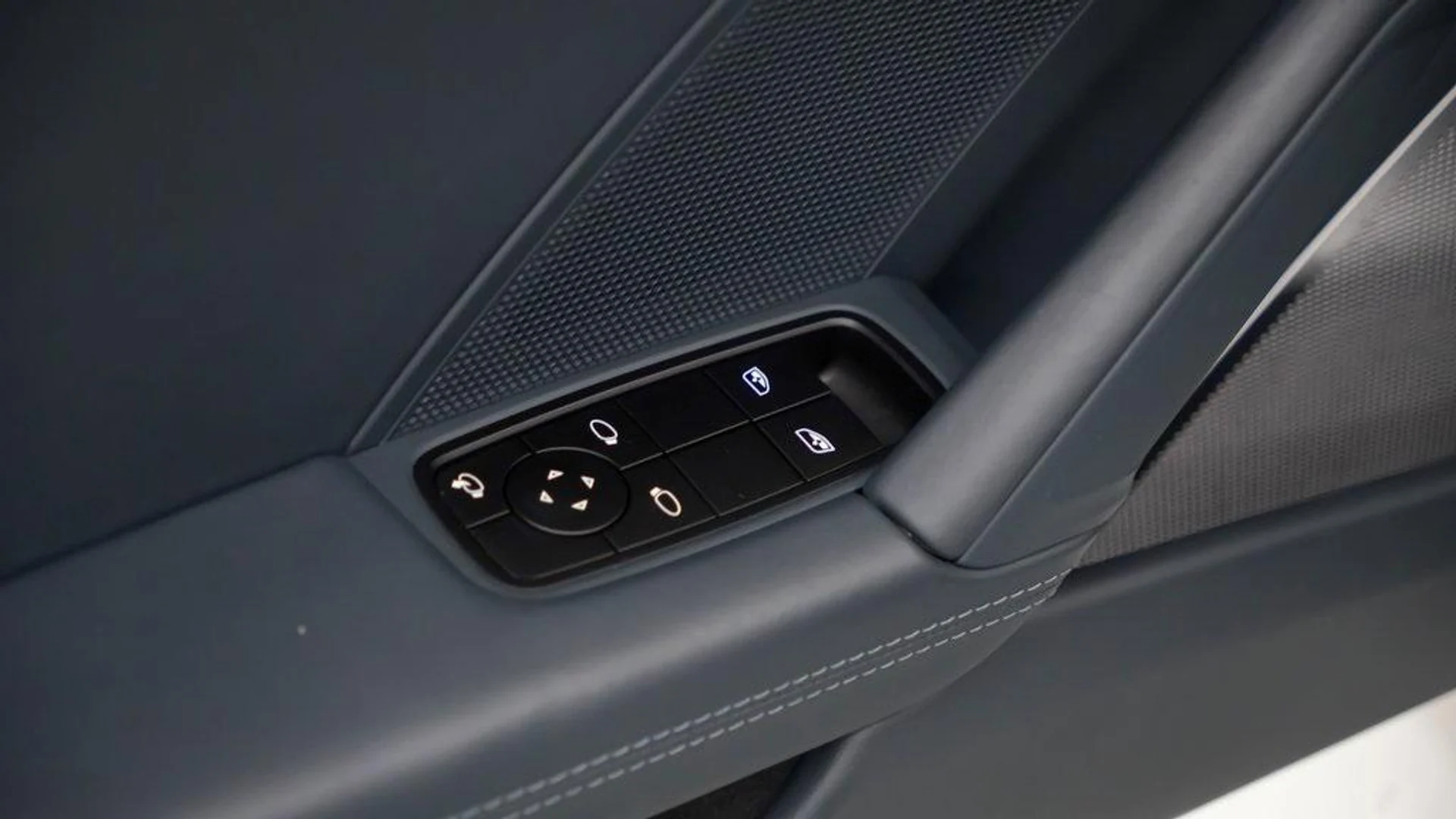 mph018_3388980725_ERM_Pwd_QN_3_Ucb0_Gn_KX_Yhb_D88_E_0_Q_ed7e34d848