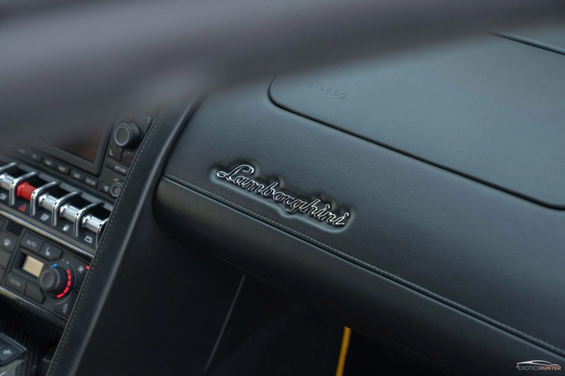 mph018_3399788033_Used_2010_Lamborghini_Gallardo_LP_560_4_in_Grigio_Telasso_w_Carbon_Ceramic_Brakes_1762876983_223818576a