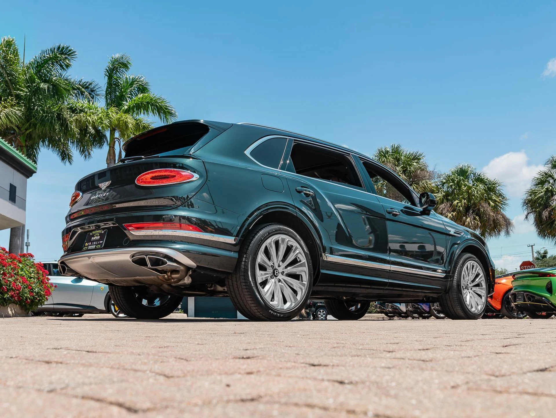 mph018_3401656854_Used_2023_Bentley_Bentayga_EWB_V8_1778364305_be7f876ced