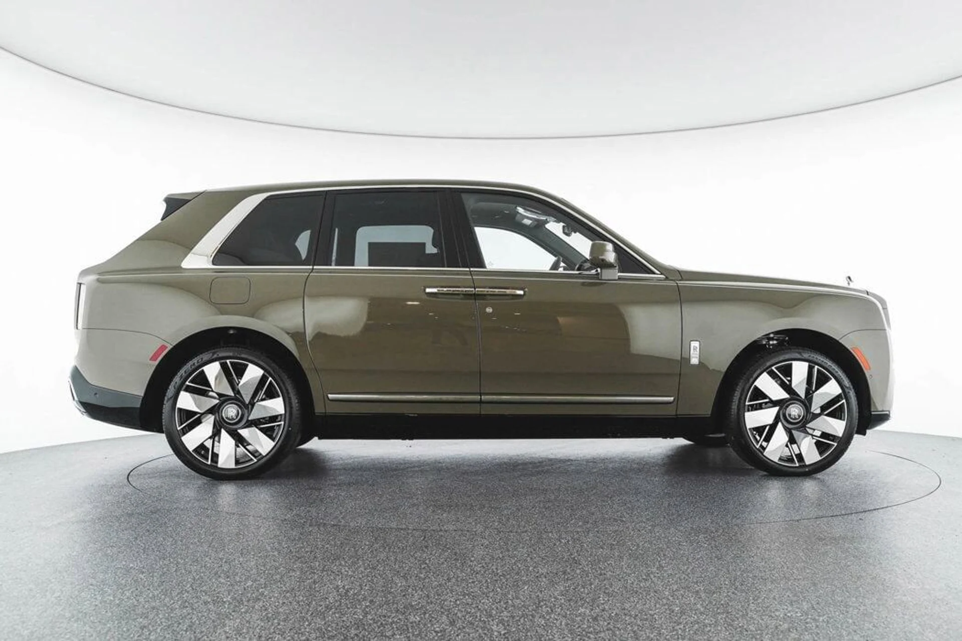 mph018_3402726654_8695b2b8d9cc5e305f7f346f45bdfec3x_e096b63673