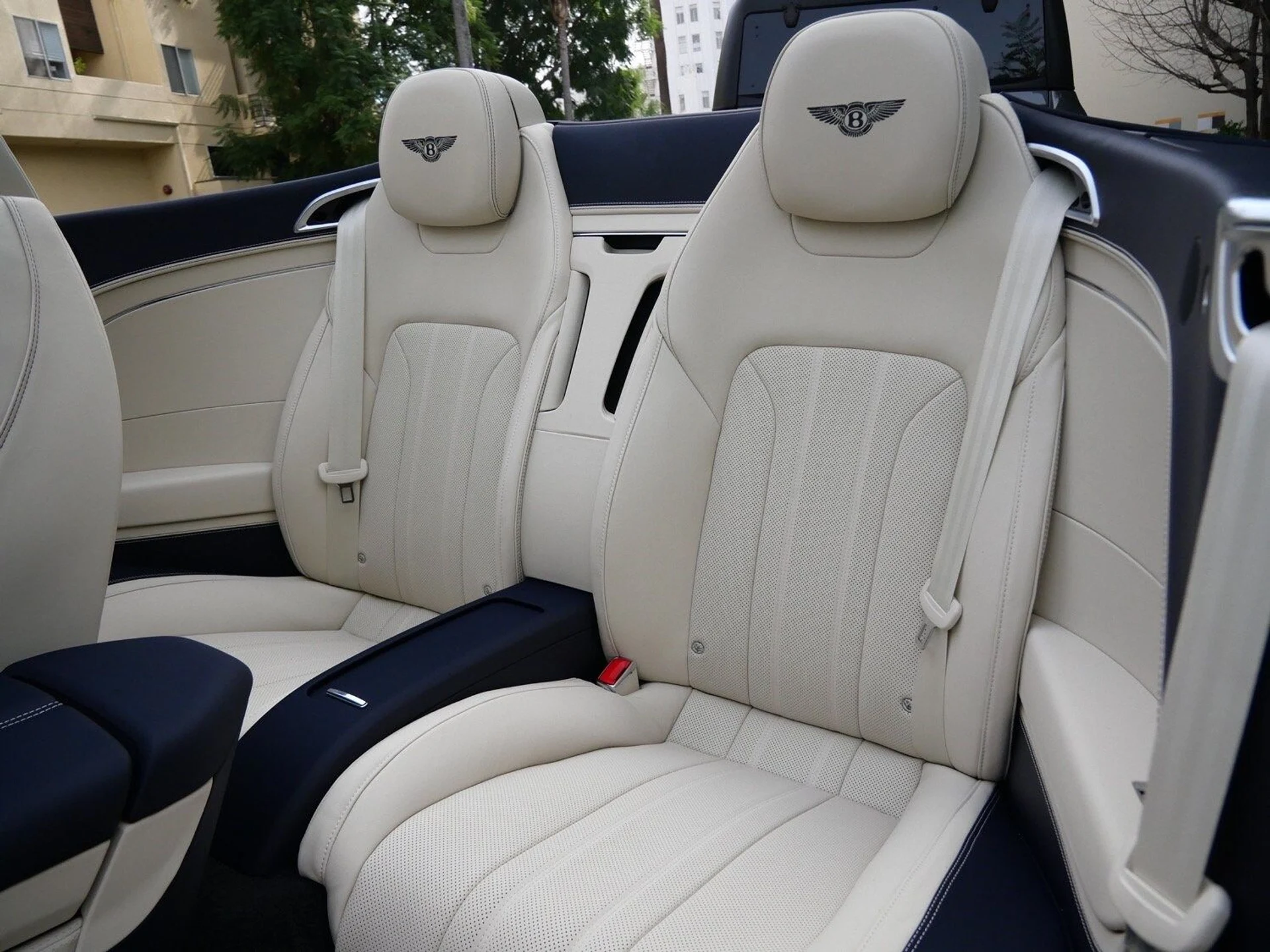 mph018_3408745395_34ef62f917a843740d37dde6a73d060ax_ae524b48c4