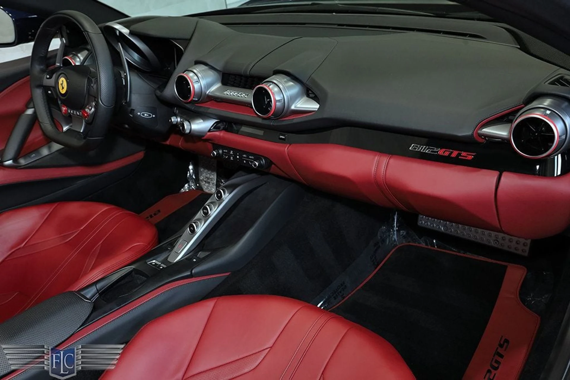 mph018_3409929417_used_2021_ferrari_812_gts_convertible_9689_22993366_19_1024_6de207cb5a