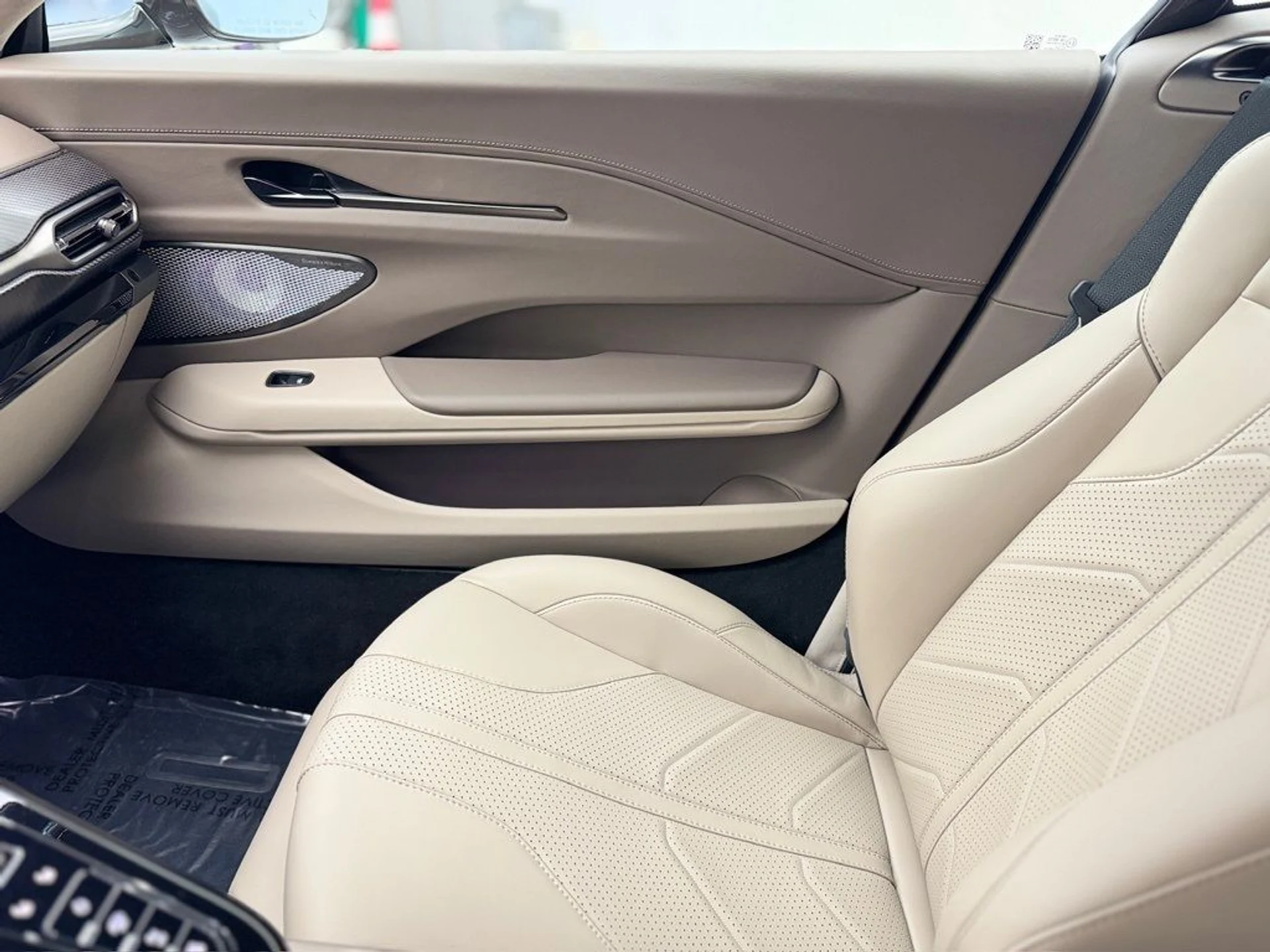 mph018_3410685932_bvcujegcghrl2peeqkojtk17evk5_9677d4a4ec