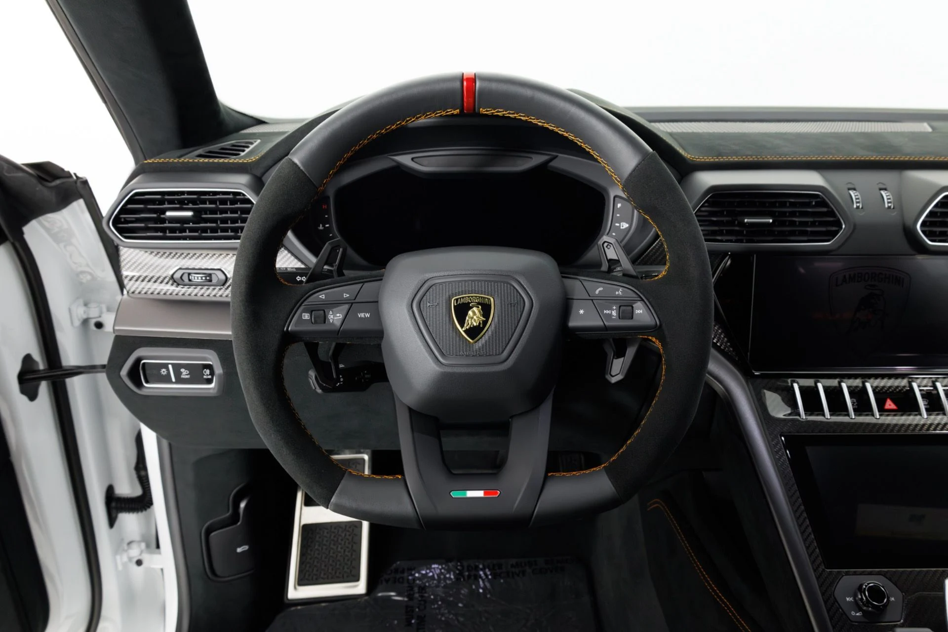 mph018_3410730652_Used_2024_Lamborghini_Urus_Performante_1780601129_b9176c2e78