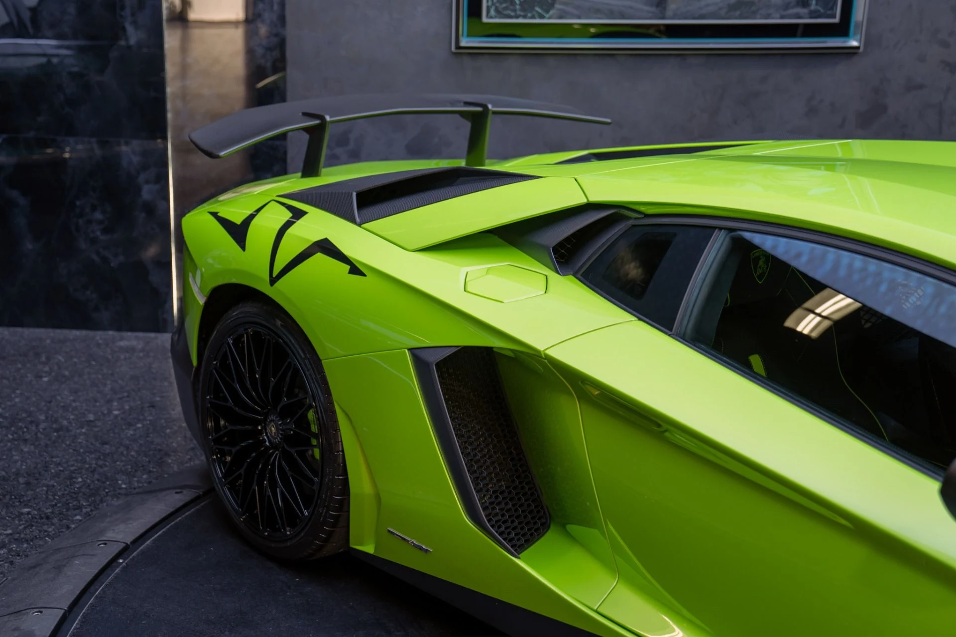 mph018_3412090642_Used_2016_Lamborghini_Aventador_LP_750_4_SV_1791299177_8883a2acac