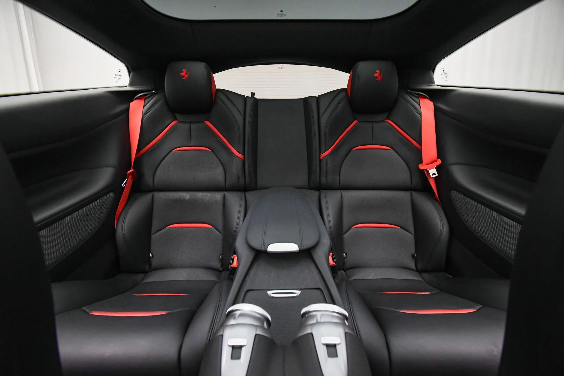 mph018_3422813518_88c806062bc14c7a9e3eac228007c11f_0a1c4f6e54