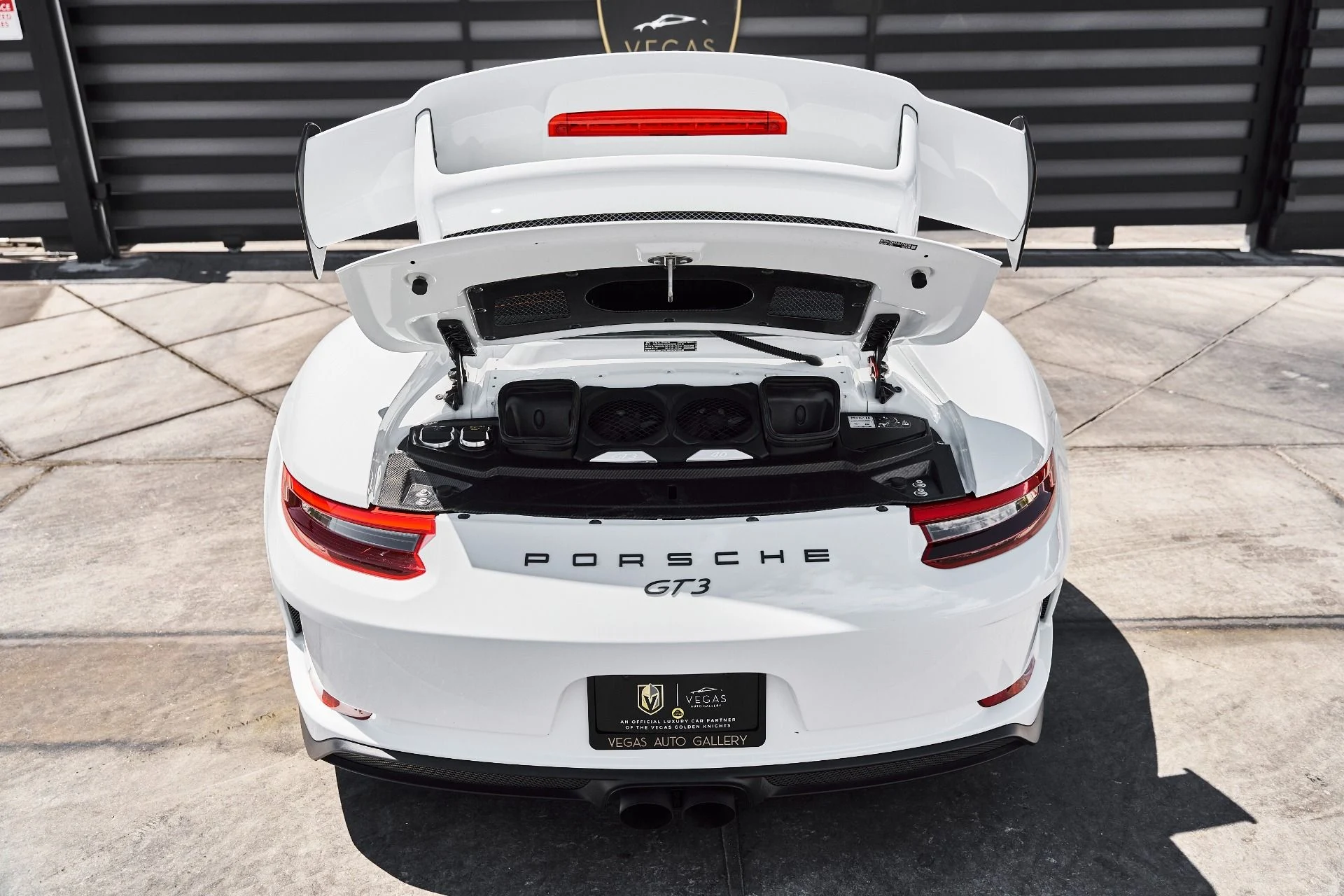 mph018_3423575074_Used_2018_Porsche_911_GT_3_1777749547_e77a0cd4cf