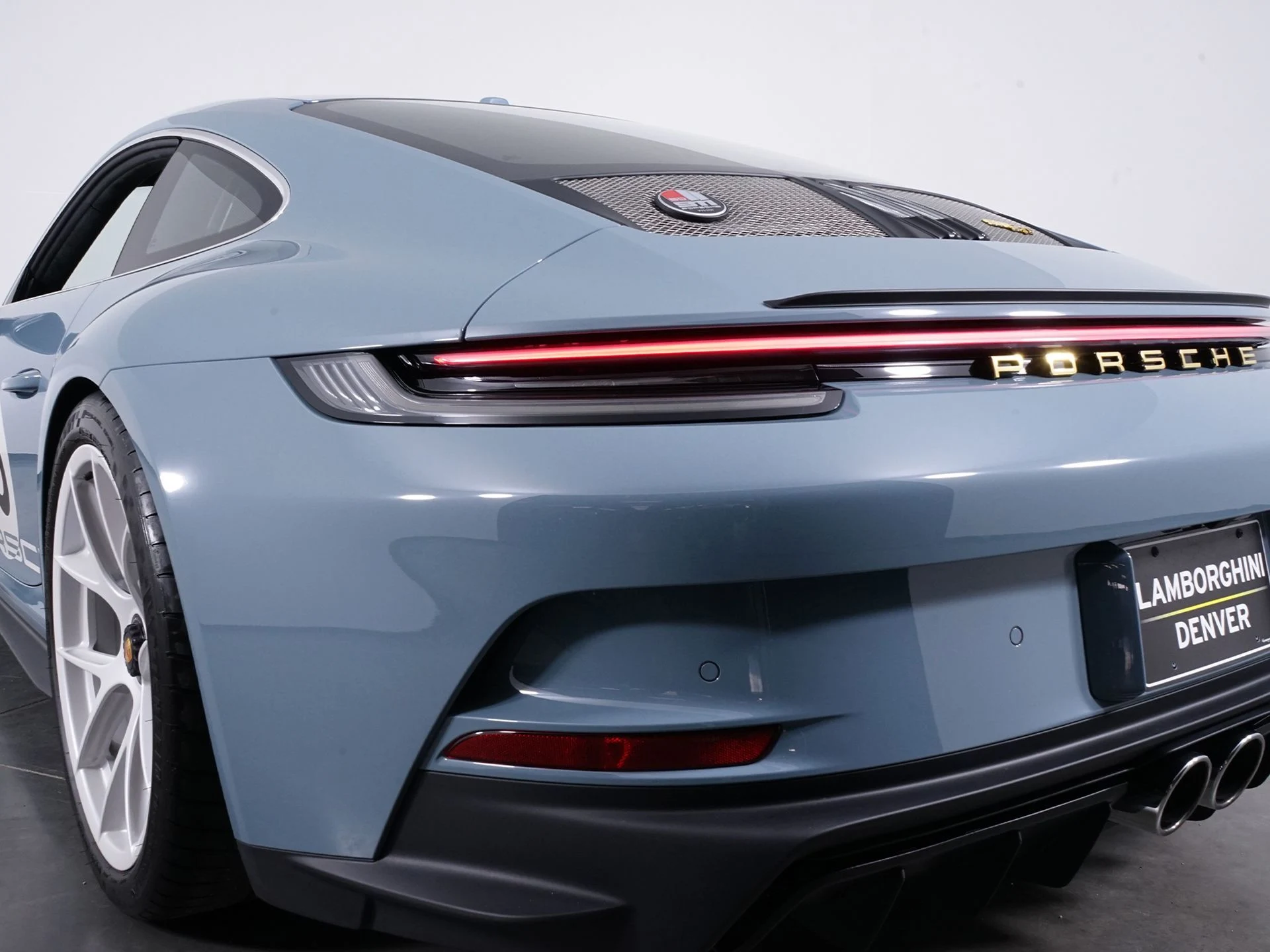 mph018_3423776471_fb96a5207b095740fa54368b23ceb1aex_4c691b1ab6