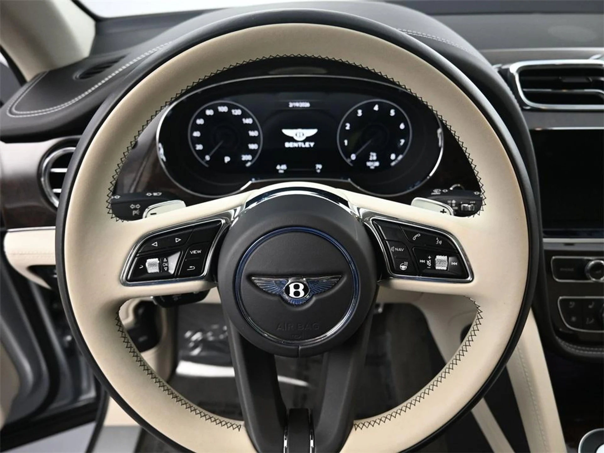 mph018_3434726496_Z_Aj7_A_Em_F2_Qhzi_UT_2_Pe_C3_T_Btd_S6_Y_dd2b1bbc84