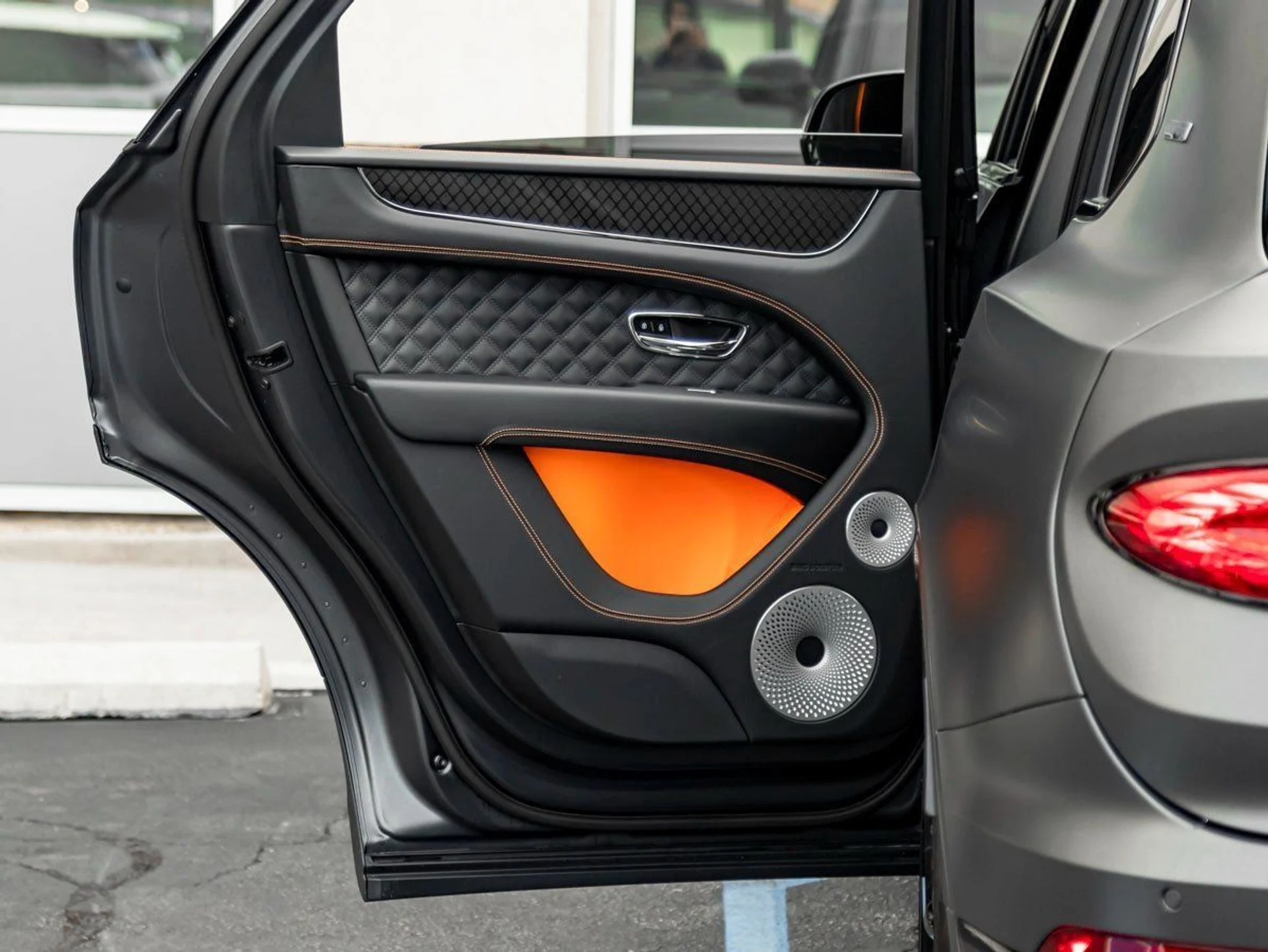 mph018_3436475058_19_28cec1e613