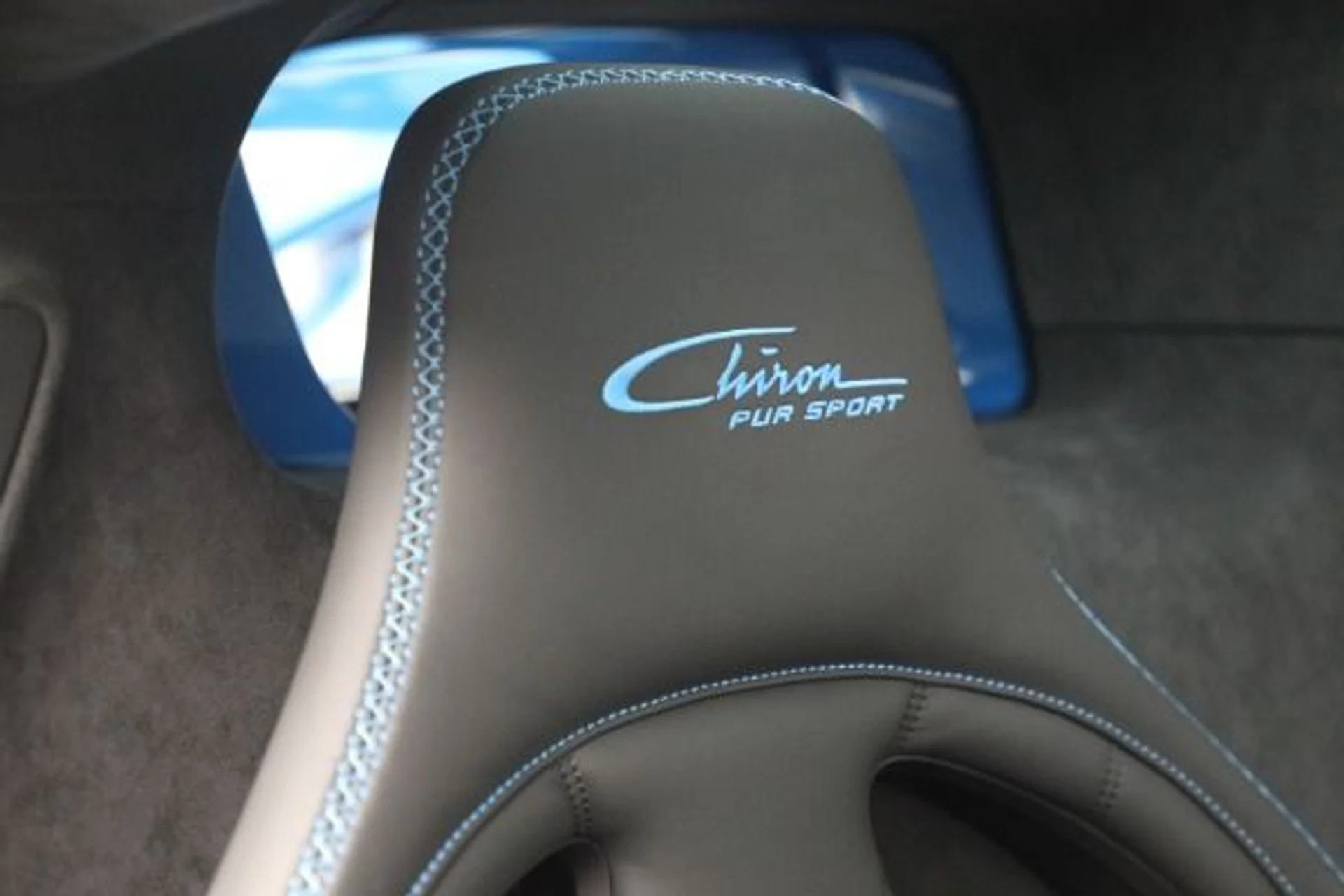 mph018_3437991901_Used_2021_Bugatti_Chiron_Pur_Sport_6e533afe31