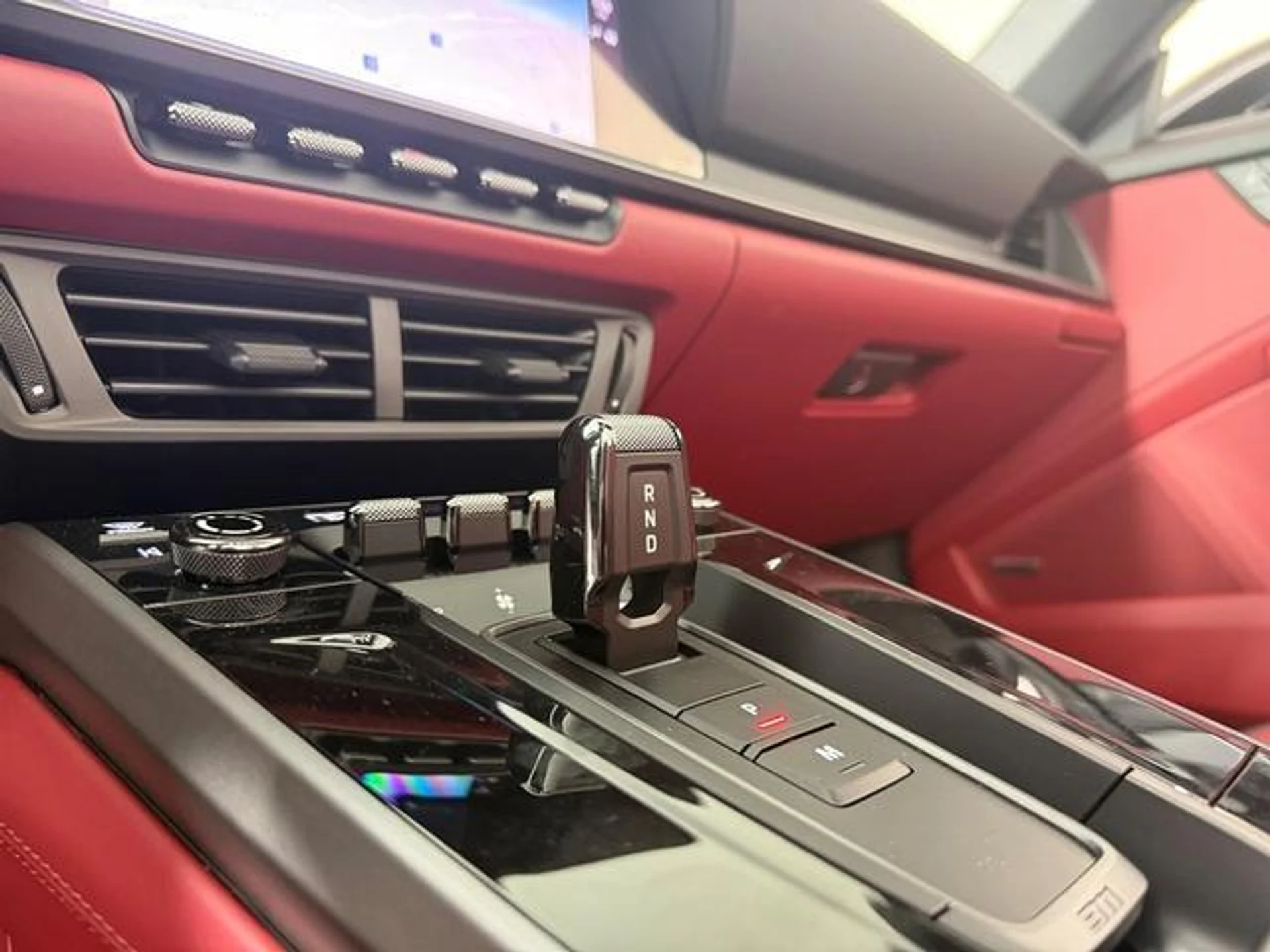 mph018_3438776169_hj5_S_Us_B_Zmn4jw5tayrha5_F0_ZZ_0_a5c387a6d3